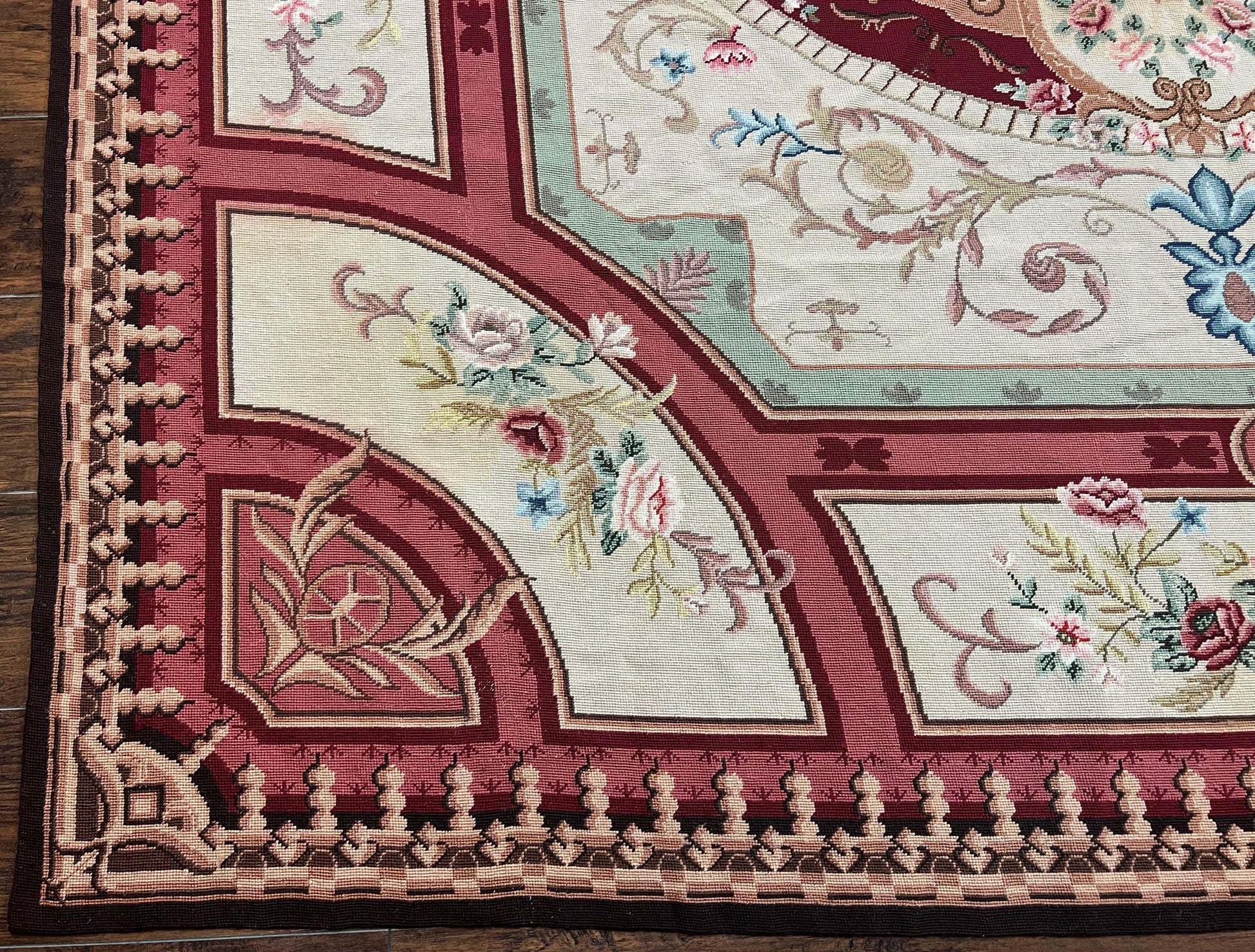 Needlepoint Rug 7.9 x 9, Beige Maroon Rose, Handmade Handwoven Flatweave Aubusson Savonnerie French European Elegant Carpet, Wool Rug - Nuvé
