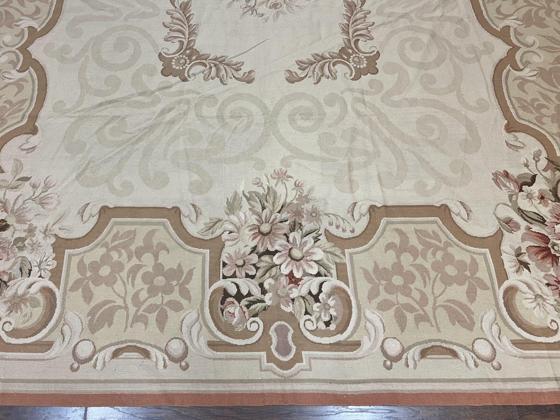 10x14 Aubusson Rug, Wool Handmade Vintage Carpet, French European Design, Elegant - Nuvé