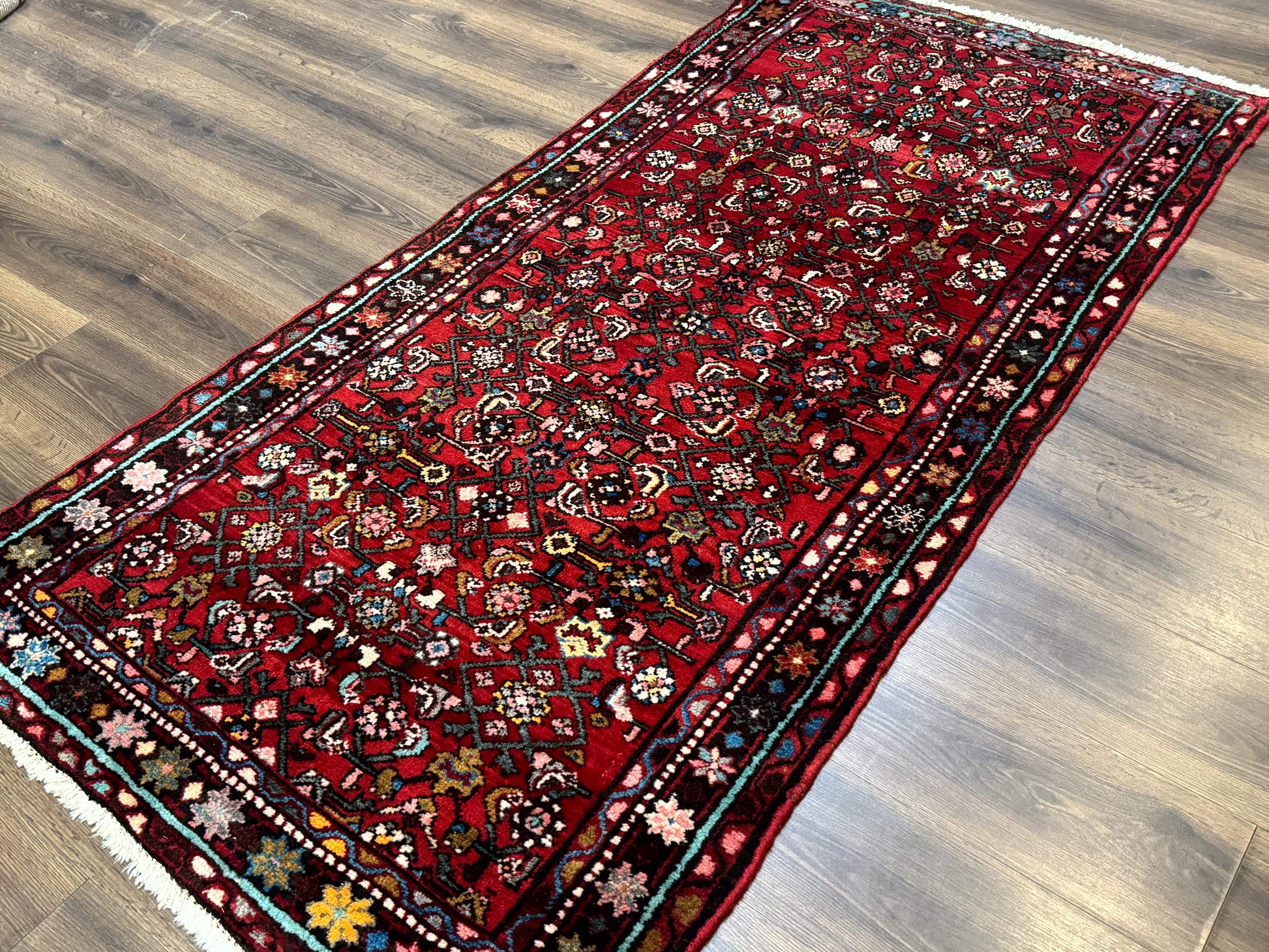 Red Persian Rug 4x7, Village Rug, Wool Vintage Carpet - Nuvé