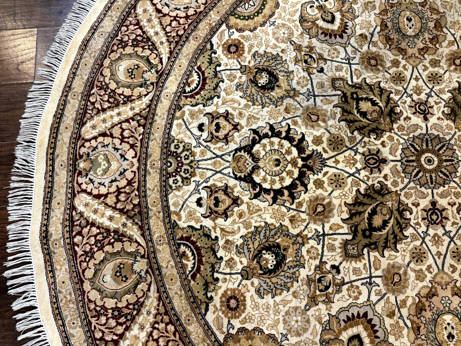 Round Pak Persian Rug 8x8, Vintage Handmade Wool Traditional Carpet, Beige Dark Red, Fine 270 KPSI - Nuvé