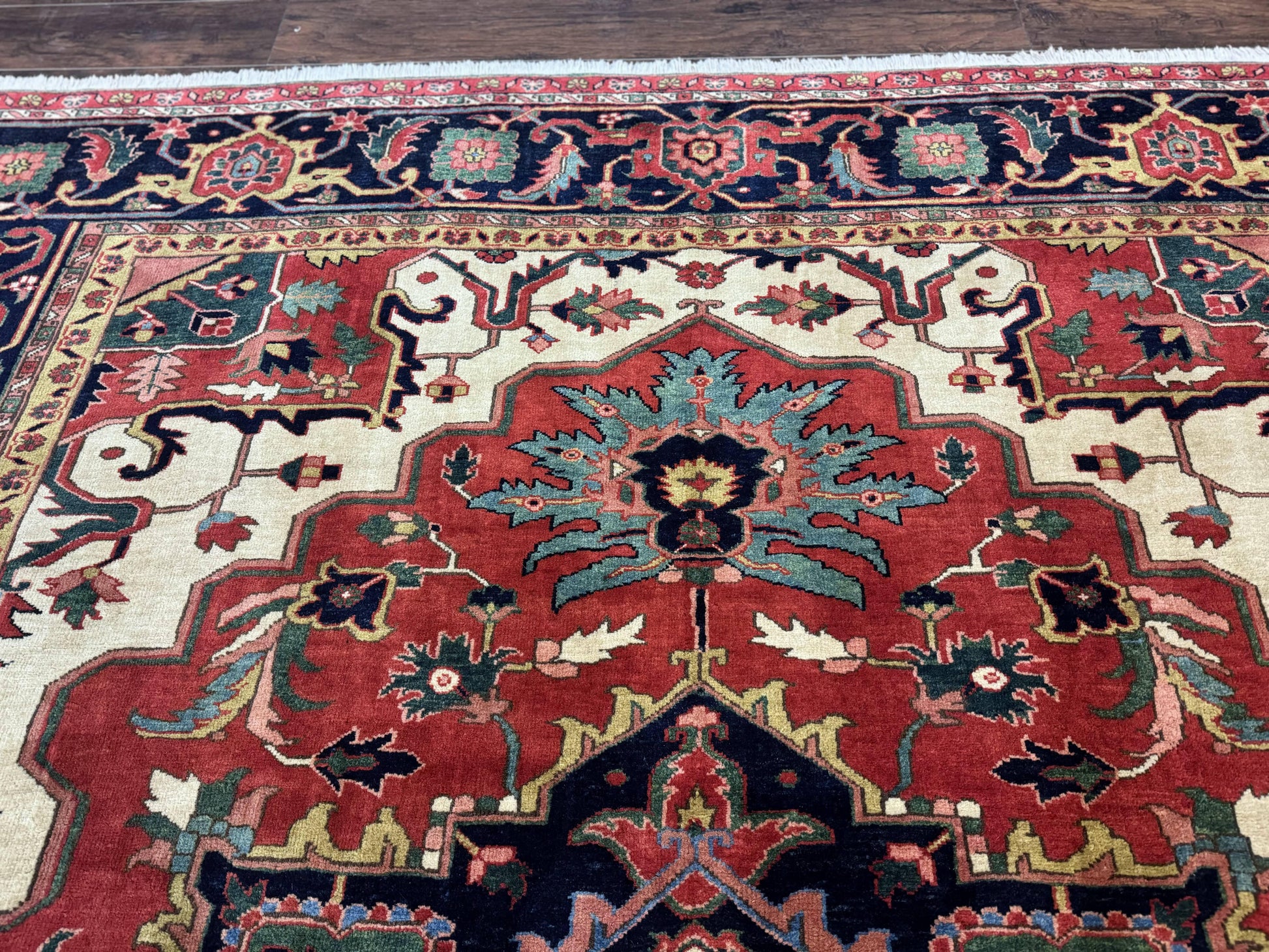 Persian Heriz Serapi Rug 8 x 10.6, Geometric Medallion, Great Colors, Rare, Red Navy Blue Ivory - Nuvé