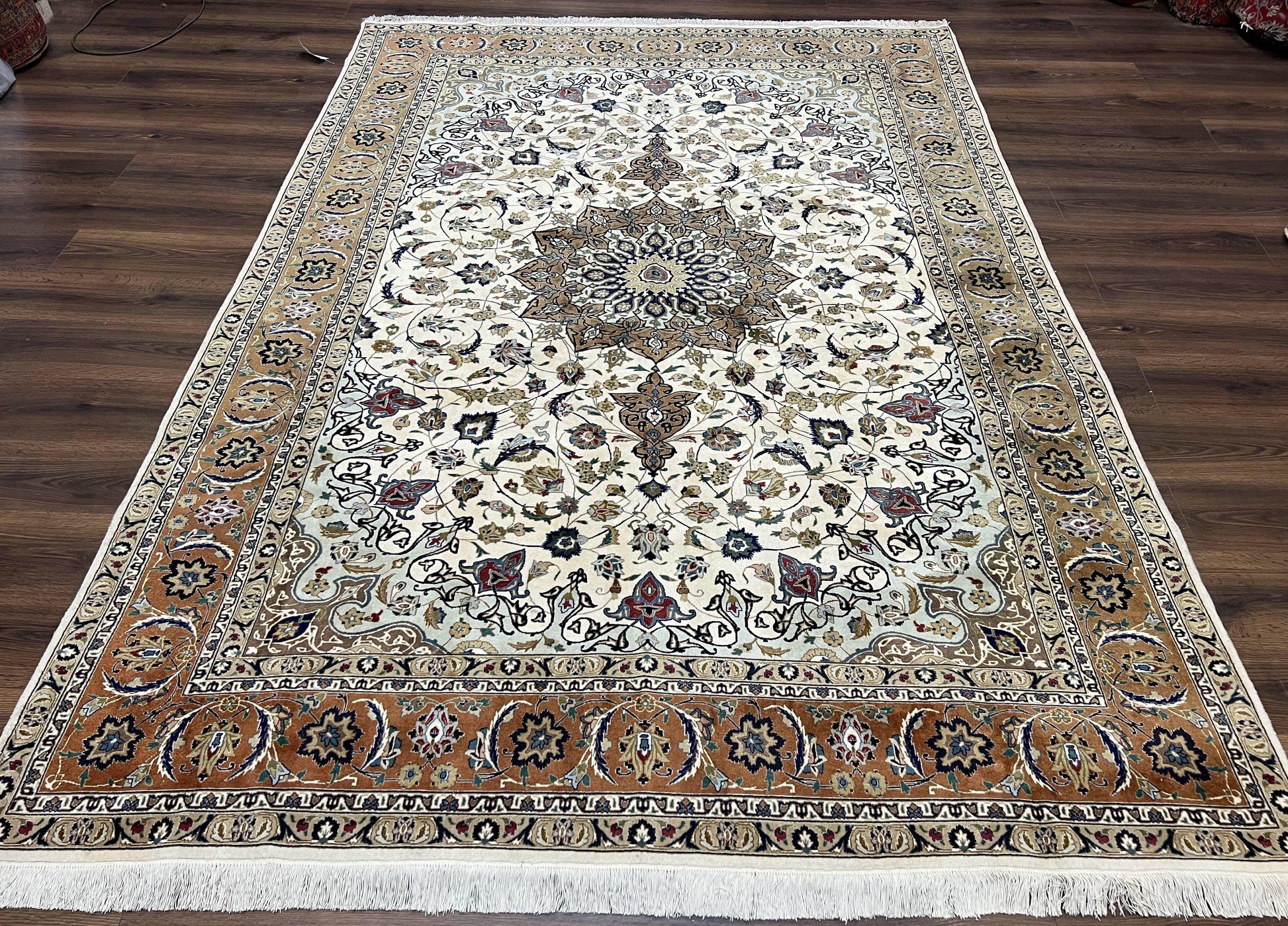 Wonderful Persian Tabriz Rug 7x10, Floral Medallion, Very Fine Oriental Carpet, Ivory - Nuvé
