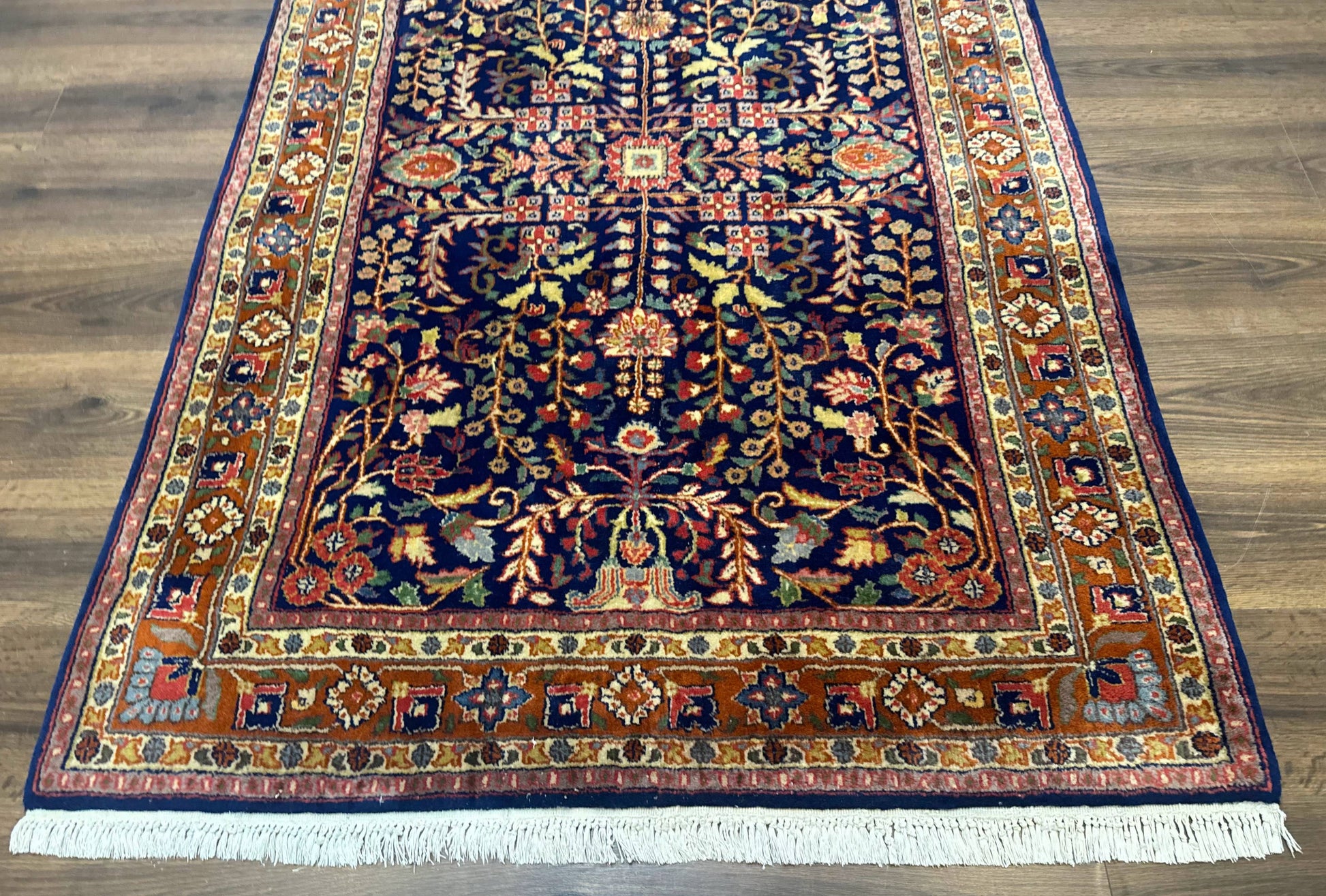 Indo Persian Sarouk Rug 4x6, Blue and Rust Red - Nuvé