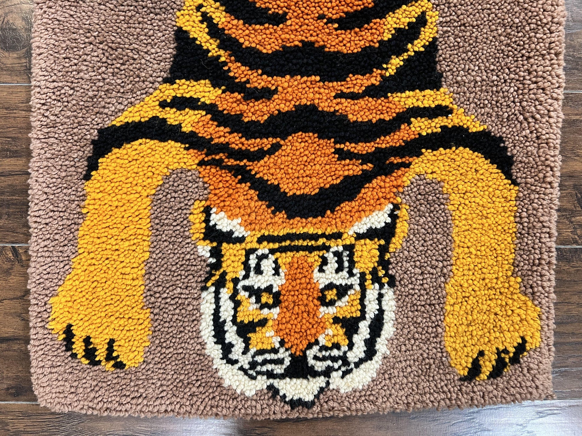 Small Hooked Rug 2x3, Tibetan Tiger Design, Wool, Unique Hooked Rug, Vintage - Nuvé