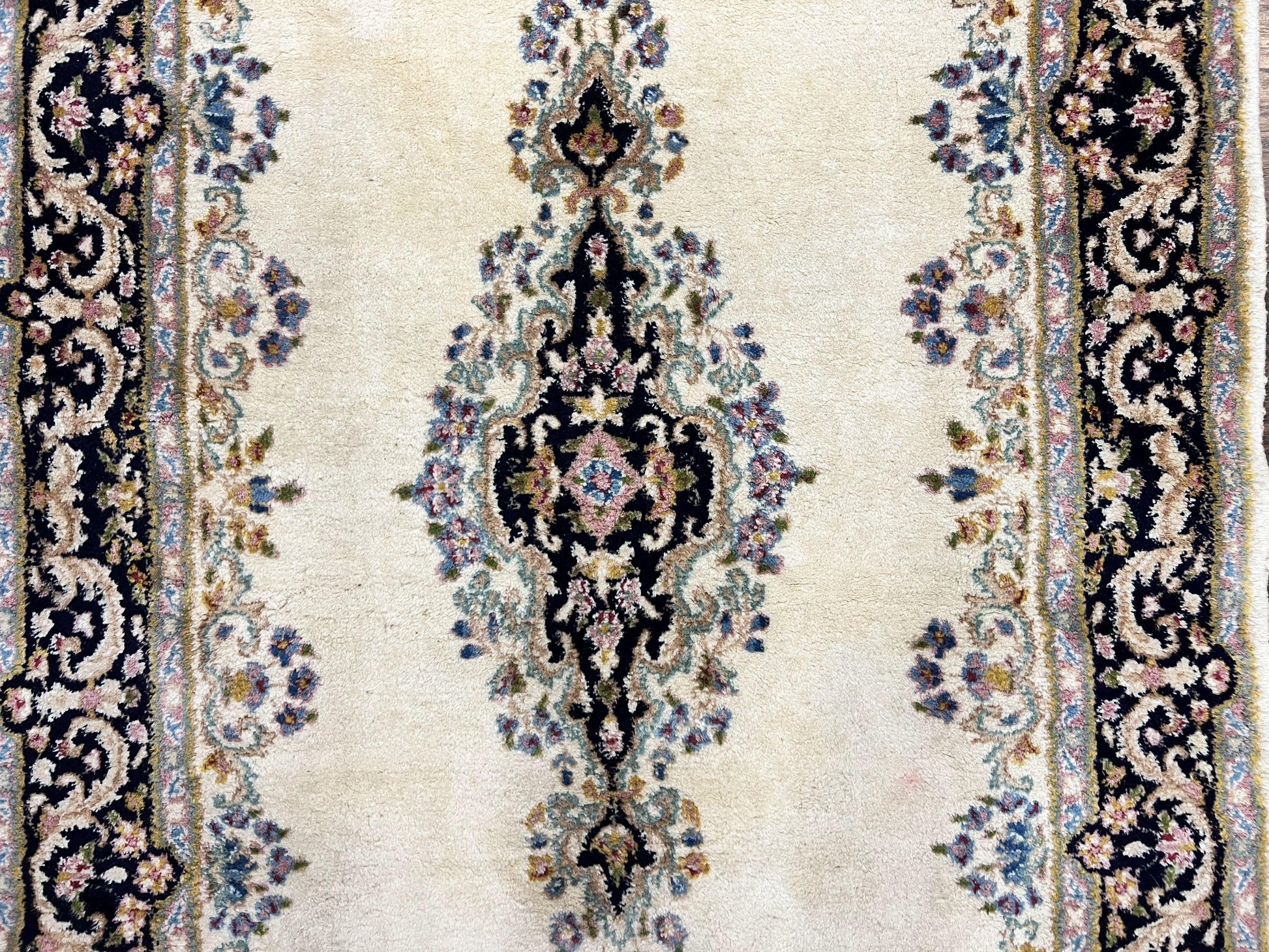 Persian Kirman Rug 4x7, Wool Hand Knotted Antique Carpet, Beige, Semi Open Field Medallion Rug, Traditional Handmade Oriental Rug - Nuvé