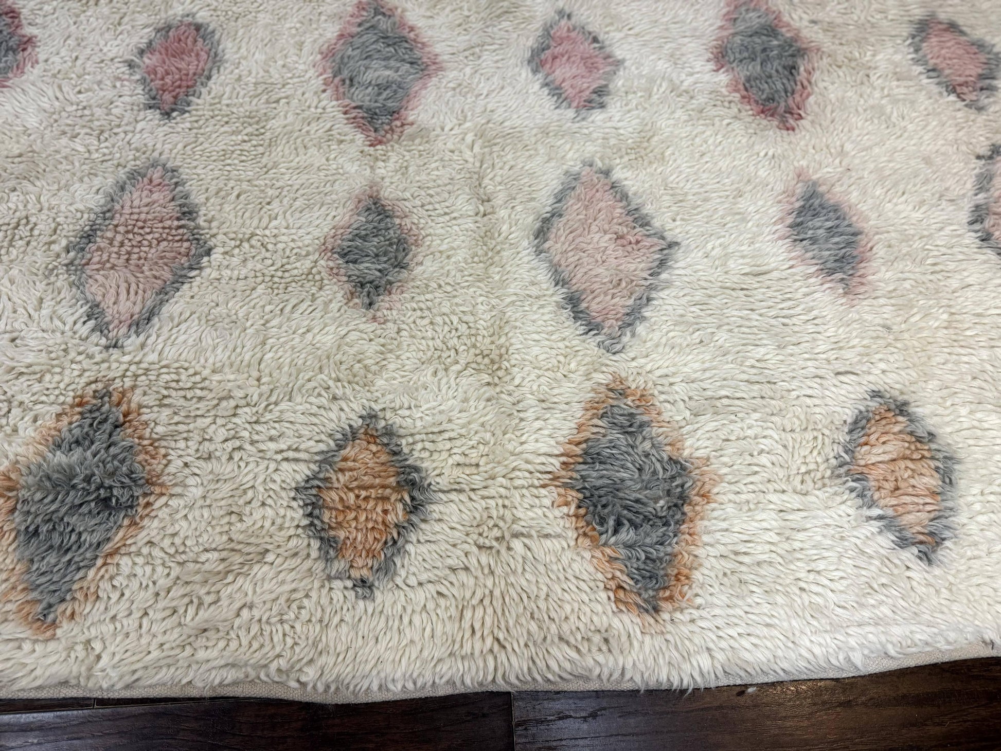 Large Modern Contemporary Indian Shag Rug 11x14, Ivory, Handmade Wool Carpet - Nuvé