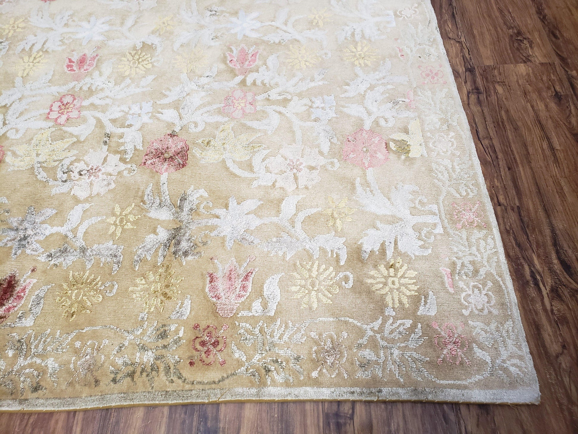 Modern Tibetan Rug 6x9, Wool and Silk Tibetan Rug, Handmade Tibetan Rug, Silk Flowers, Contemporary Rug, Soft Rug, Tibetan Area Rug, Tan - Nuvé