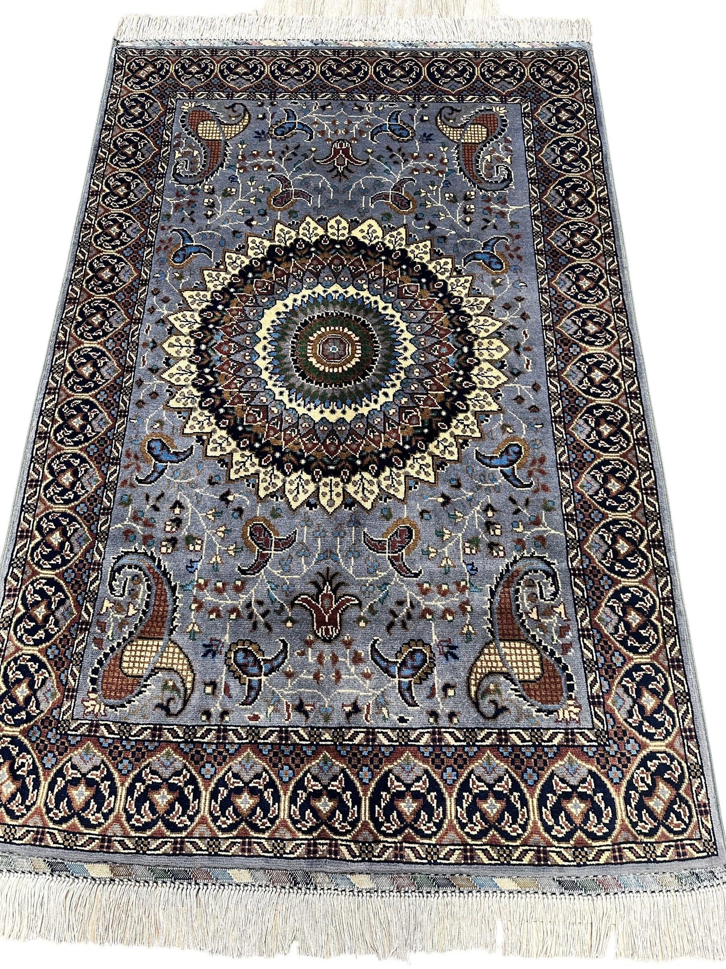 Hand-Knotted Parak Rug – Gray, 40” x 60” | Afghan Wool Rug - Nuvé