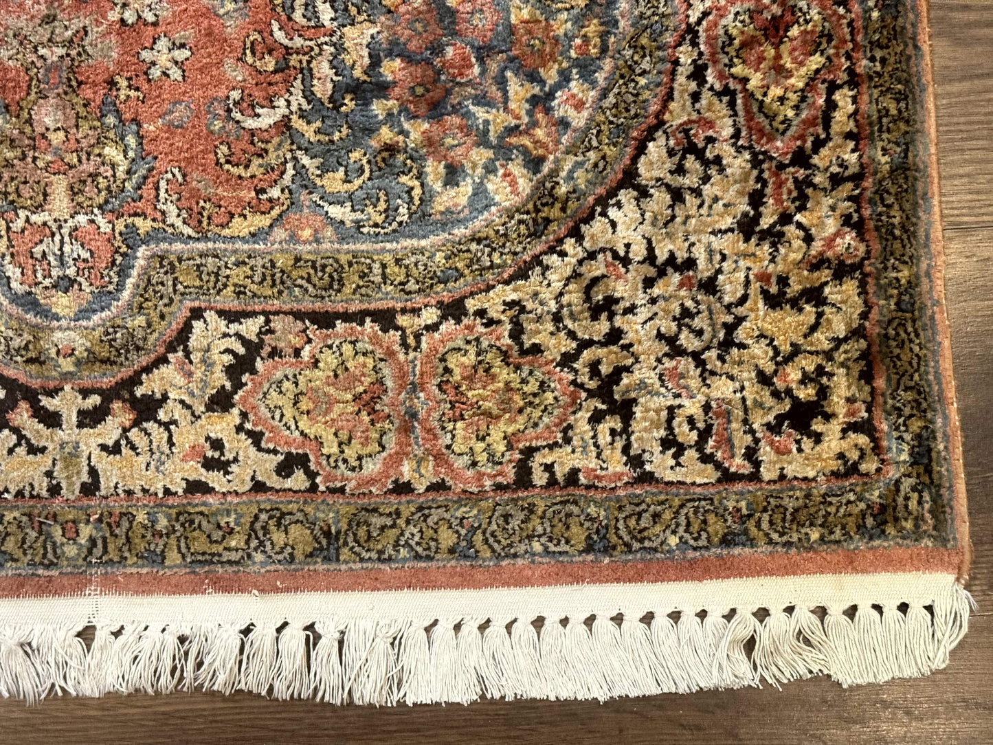 Indian Kashmiri Silk Rug 3x5, Fine 260 KPSI, Hand Knotted - Nuvé
