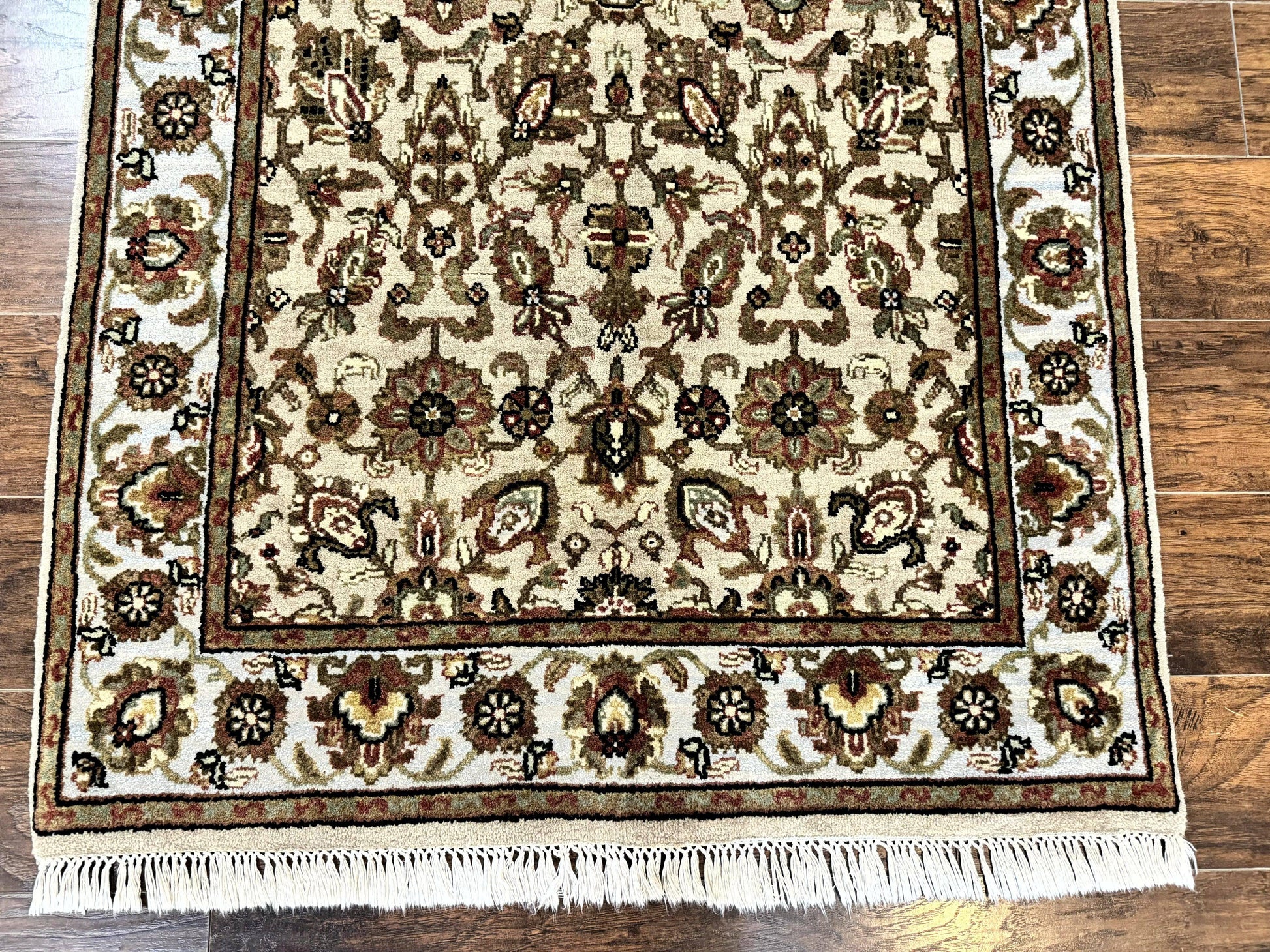 Pak Persian Rug 4x6, Floral Allover Vintage Oriental Carpet, Handmade Wool Rug - Nuvé
