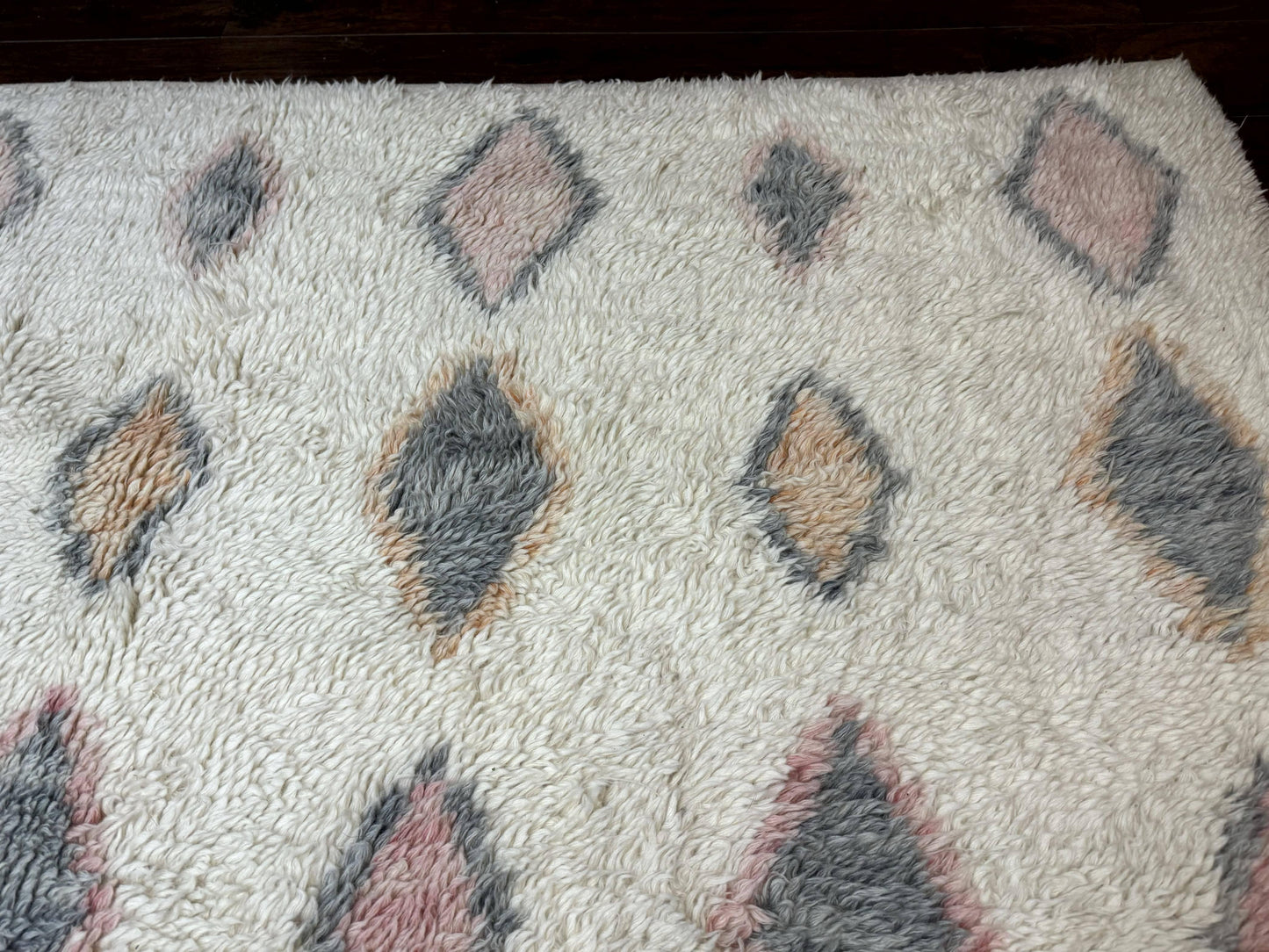 Large Modern Contemporary Indian Shag Rug 11x14, Ivory, Handmade Wool Carpet - Nuvé