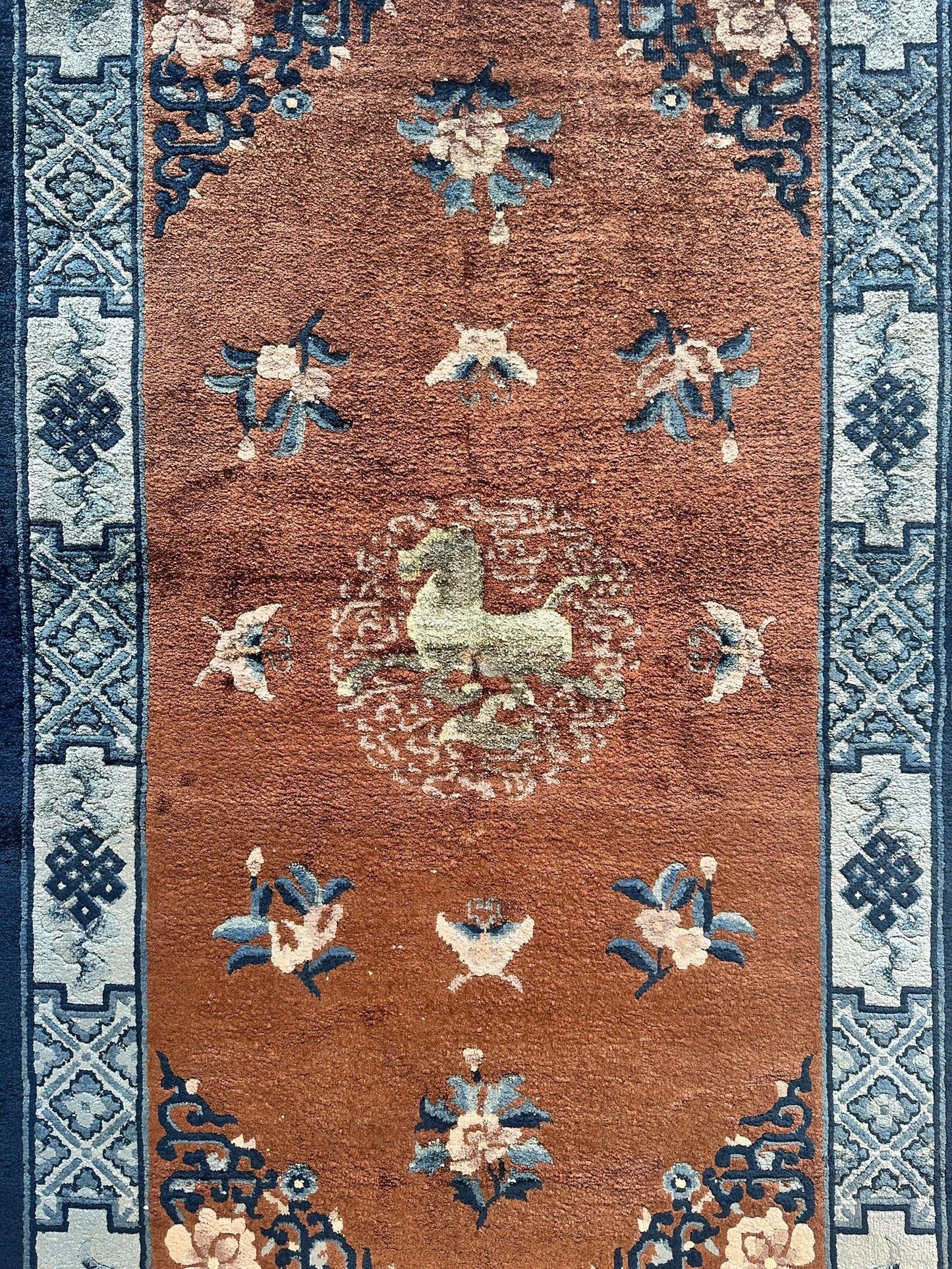 Hand-Knotted Chinese Silk Peking Rug – 3’ x 5’ – Luxurious Floral Design - Nuvé
