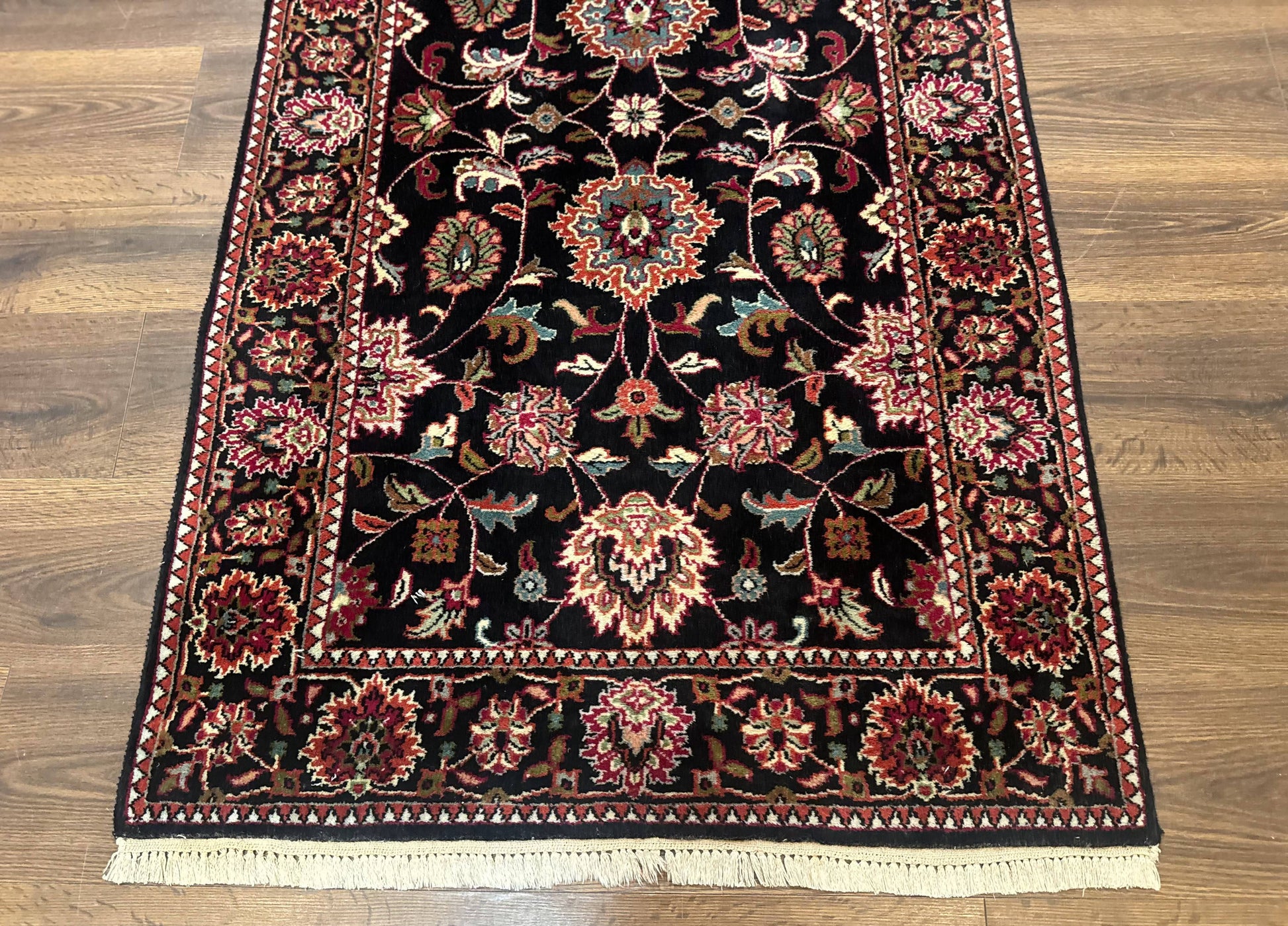Indo Persian Sarouk Rug 3x5, Black Traditional Oriental Carpet - Nuvé