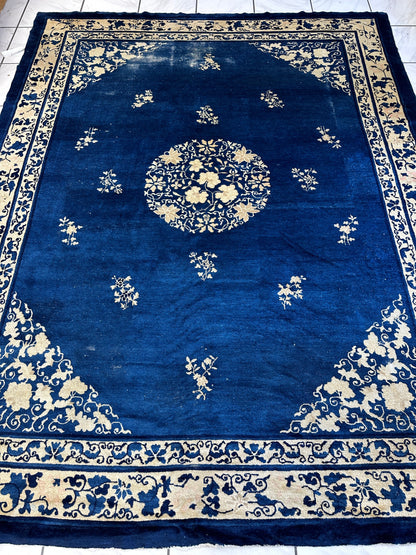 Hand-Knotted Antique Chinese Peking Wool Rug – 9’ x 11’5” – Distressed Blue, 19th Century - Nuvé