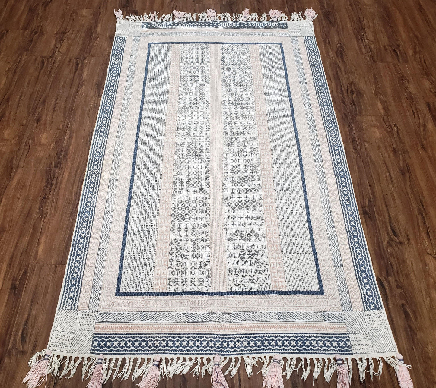 Vintage Moroccan Kilim Area Rug 4x6, Ivory & Blues, Moroccan Wall Hanging, Wool, Handmade, 3'9" x 6' 1", Boho Rug, Flatweave Moroccan Carpet - Nuvé