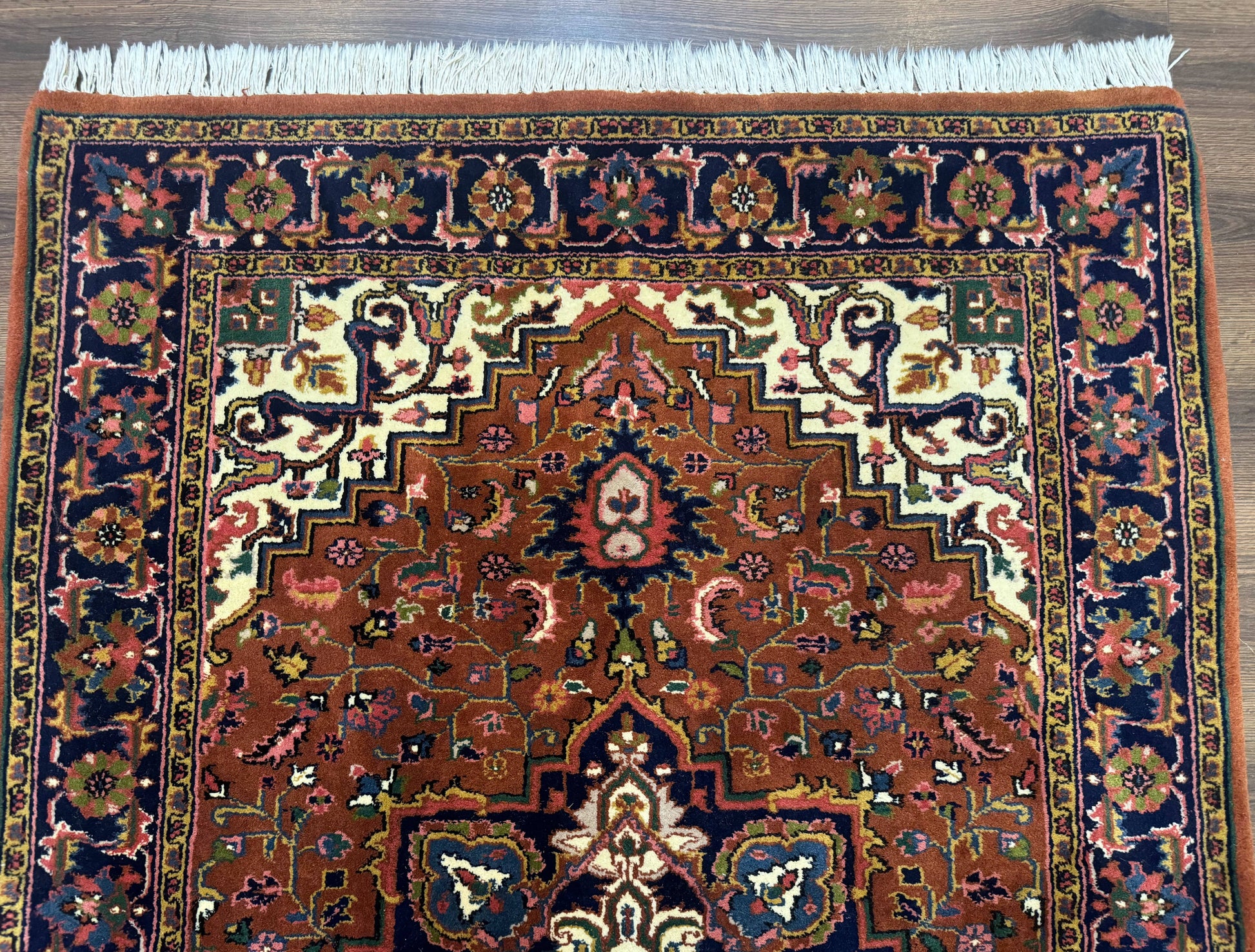 Indo Persian Heriz Rug 4x6, Rust Red Navy Blue and Cream - Nuvé