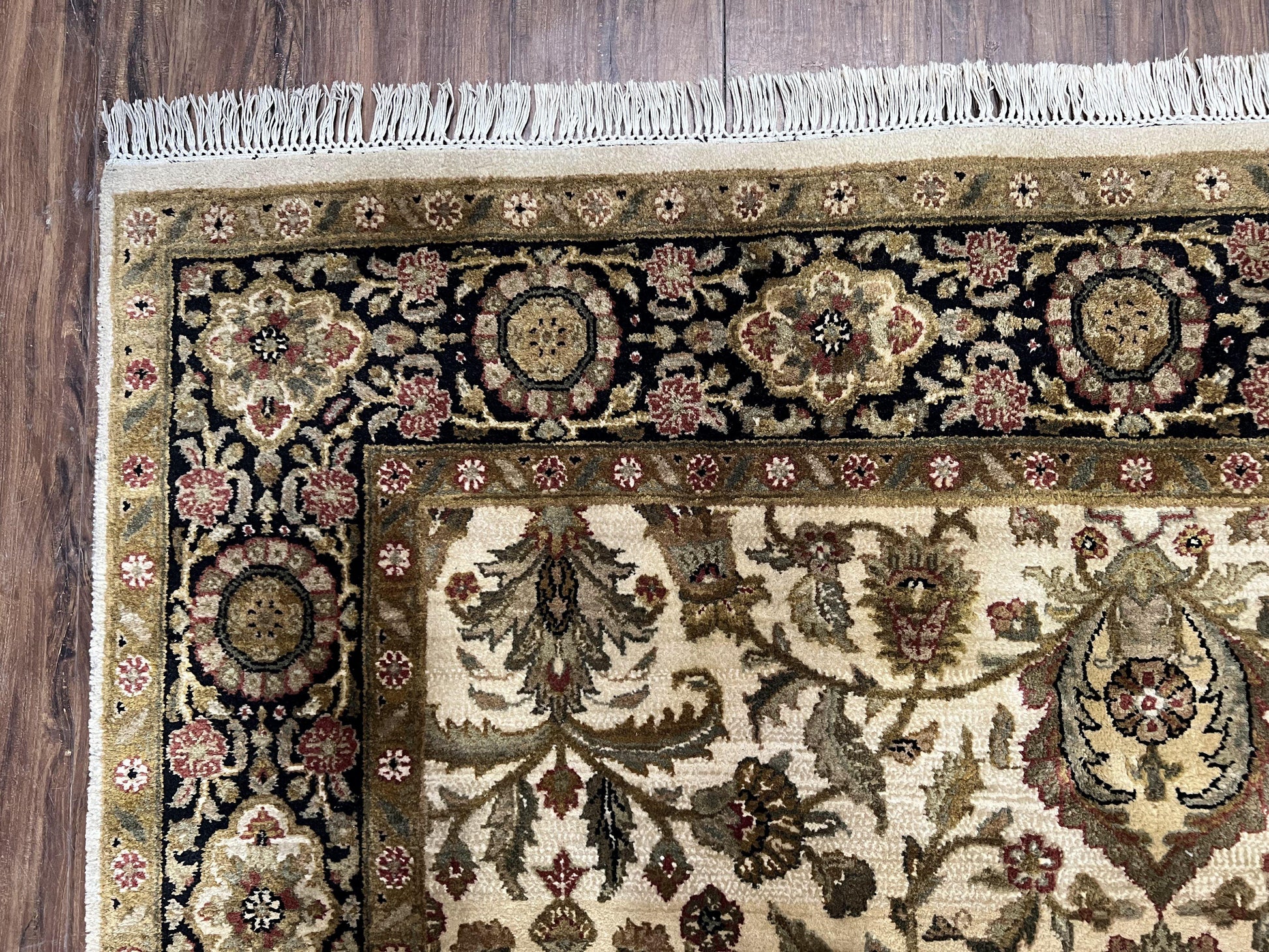 Indo Mahal Rug 6x9, Indian Floral Carpet 6 x 9, Beige and Black, Allover Design, Living Room Rug, Bedroom Rug, Traditional Rug, Vintage Rug - Nuvé