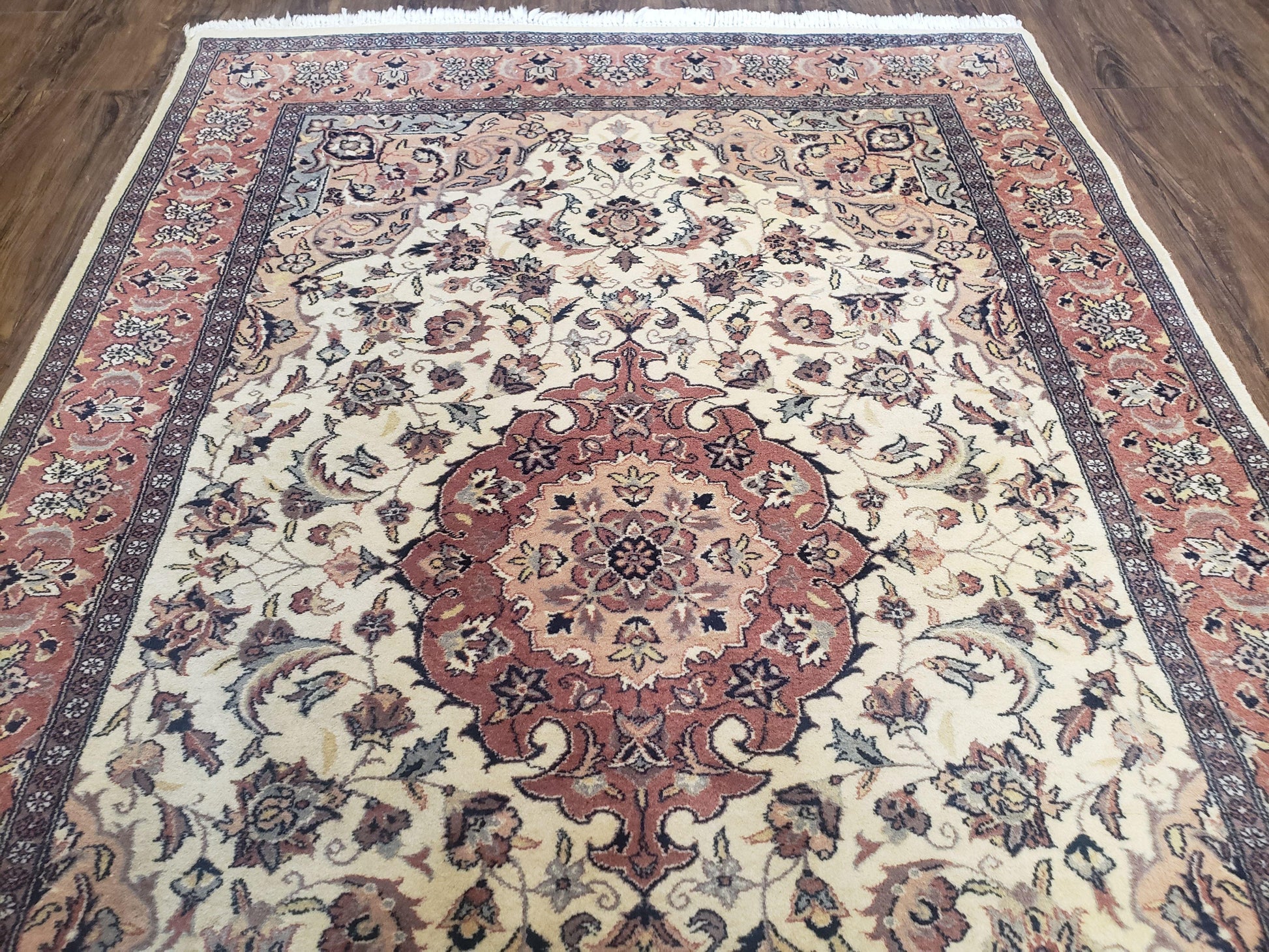 4x6 Handmade Top Quality Pakistani Floral Wool Rug Veg Dyes Carpet Beige Salmon - Nuvé