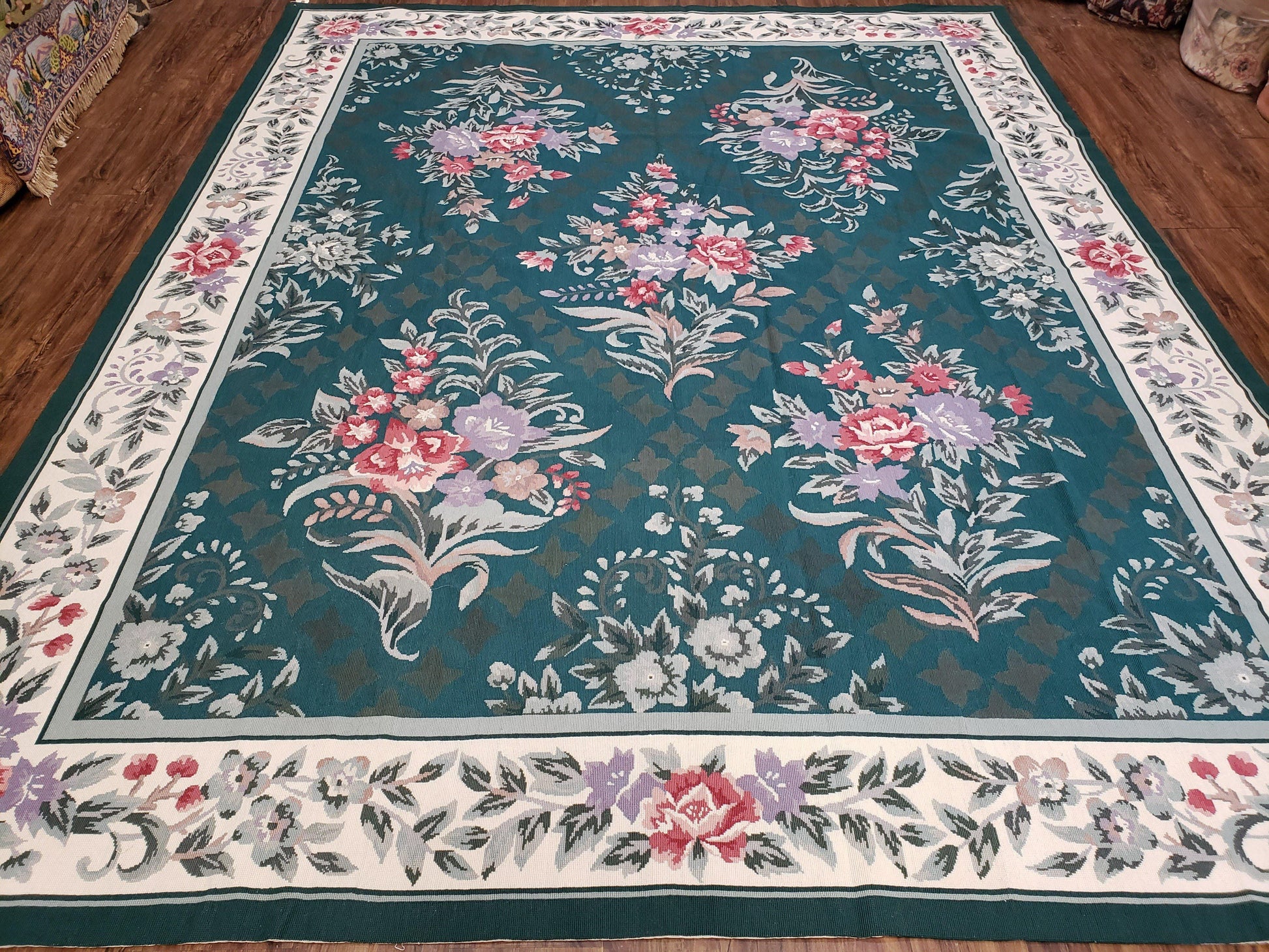 Chinese Needlepoint Rug 8x10, Vintage Green Area Rug, Hand-Woven Flatweave Floral European Design Carpet Wool Handmade 8x 10 Living Room Rug - Nuvé