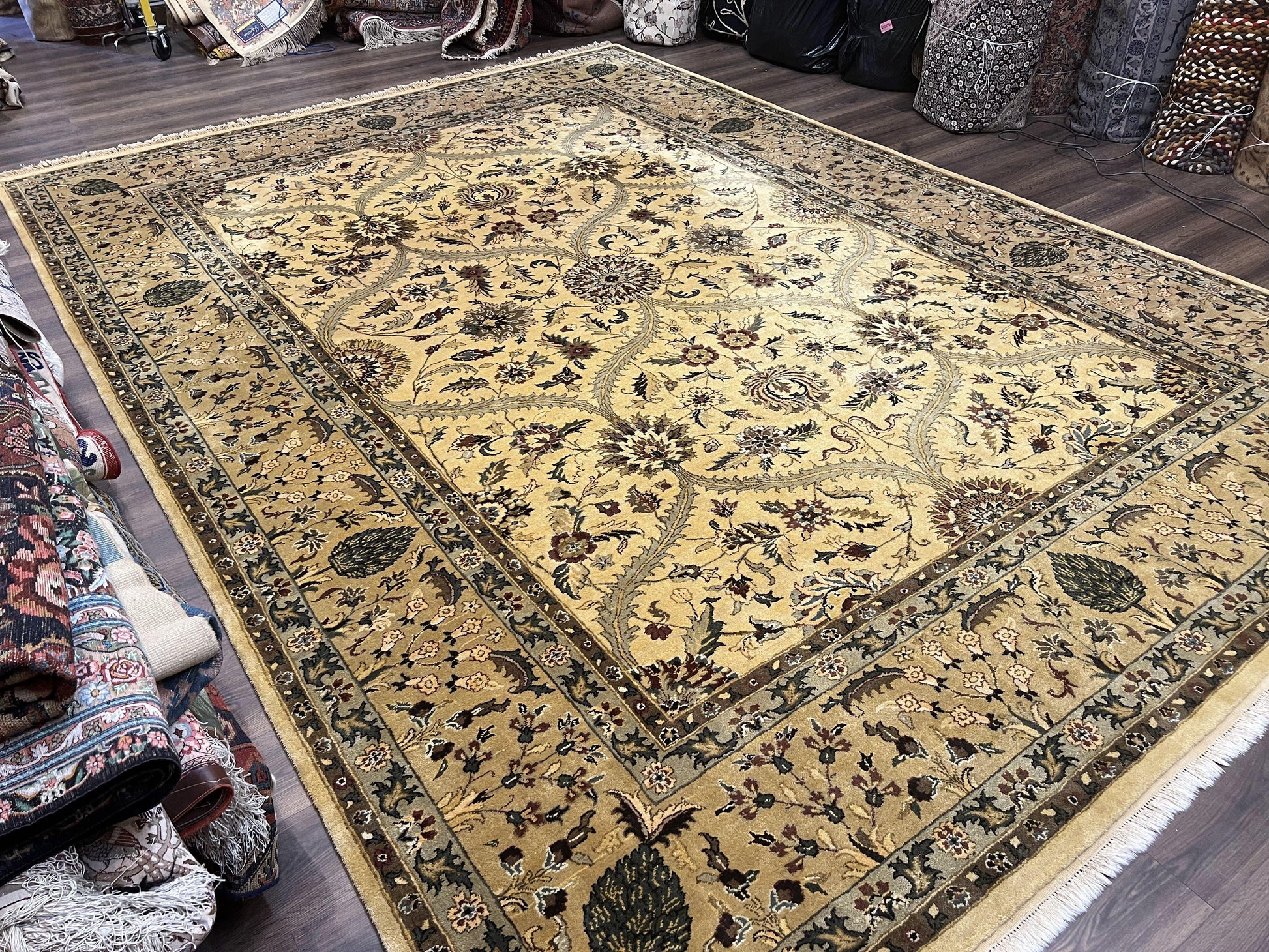Indo Persian Mahal Rug 10x14, Wool Hand Knotted Oriental Carpet, Cream Floral Allover, Vintage Area Rug 10 x 14, Traditional Rug, Handmade - Nuvé