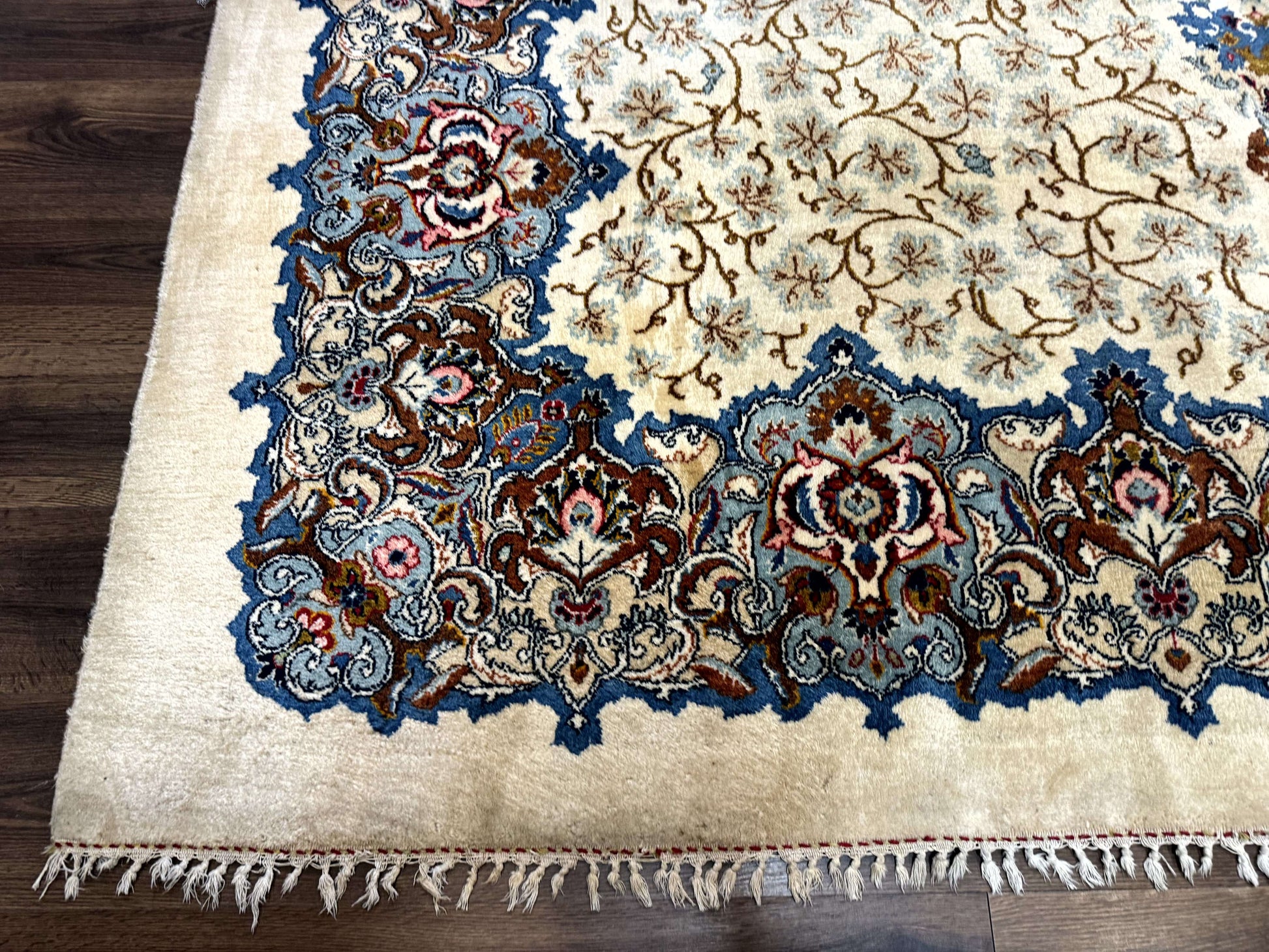 Persian Kashan Rug 9 x 12.6, Ivory and Blue, Floral Medallion, Wool Hand Knotted Semi Antique Carpet - Nuvé