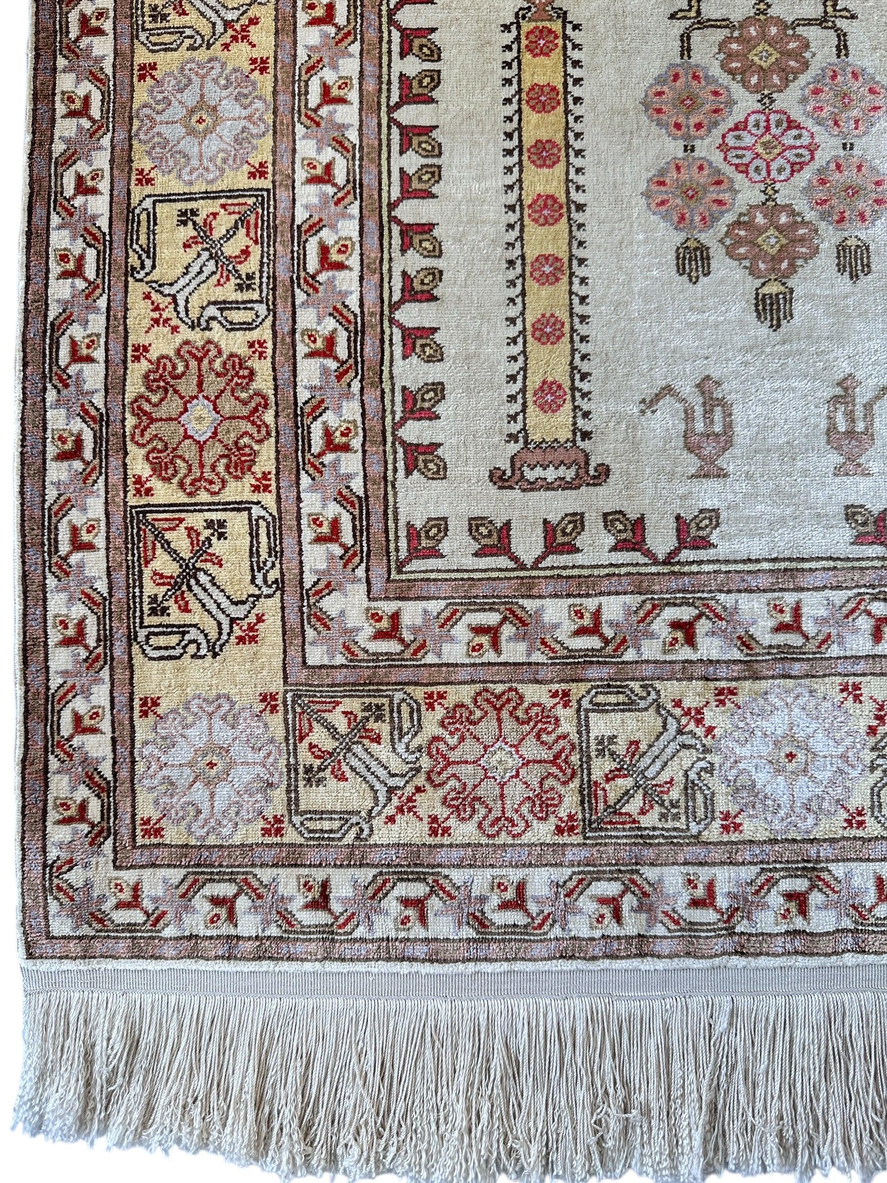 Luxurious Hand-Knotted Pure Silk Turkish Kayseri Rug – Intricate Floral & Geometric Design, 2’2” x 3’ - Nuvé