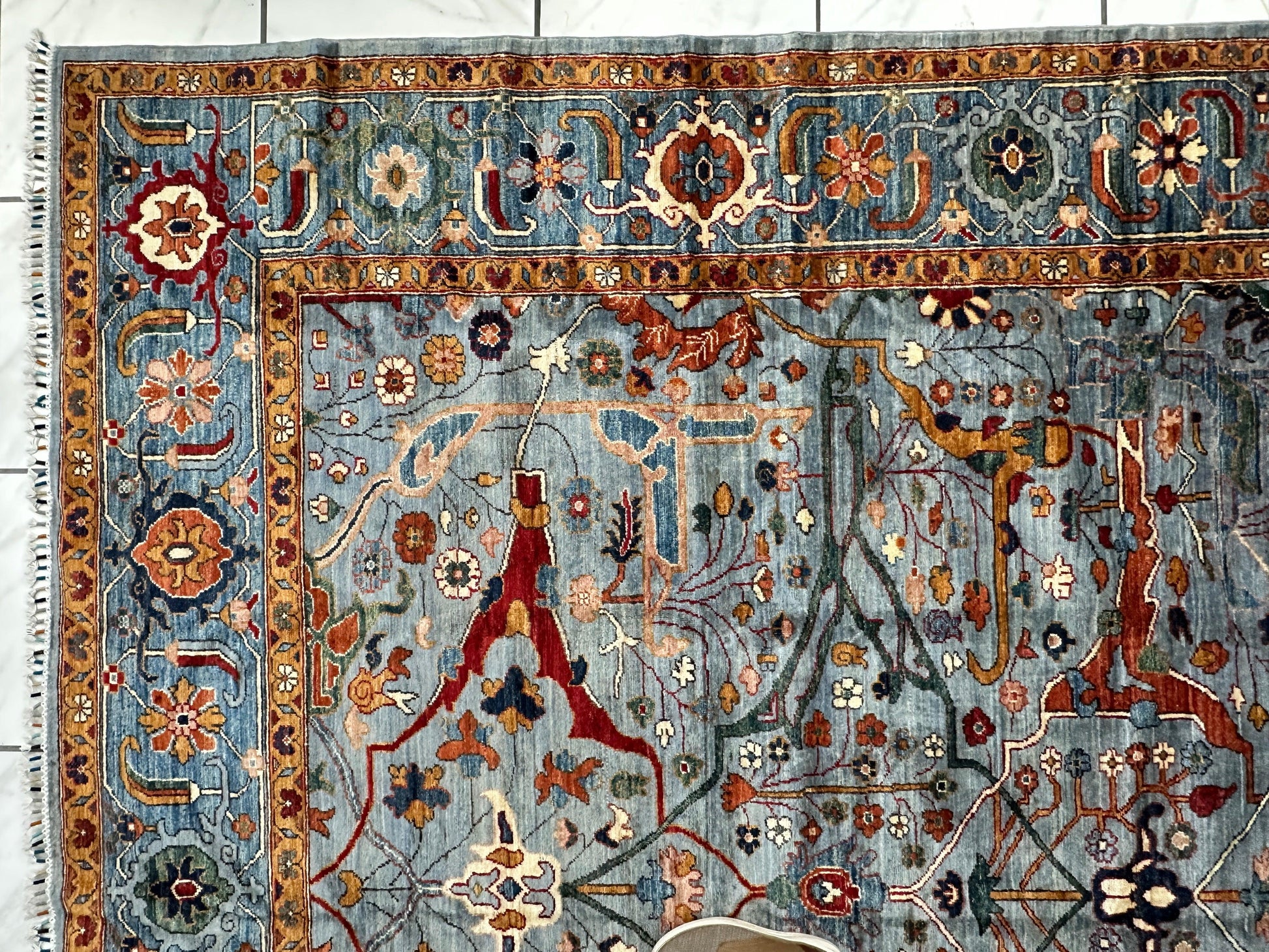 Hand-Knotted Trasitional Serapi Ghazni Wool Rug – 9’1” x 12’ – Intricate Floral Design - Nuvé