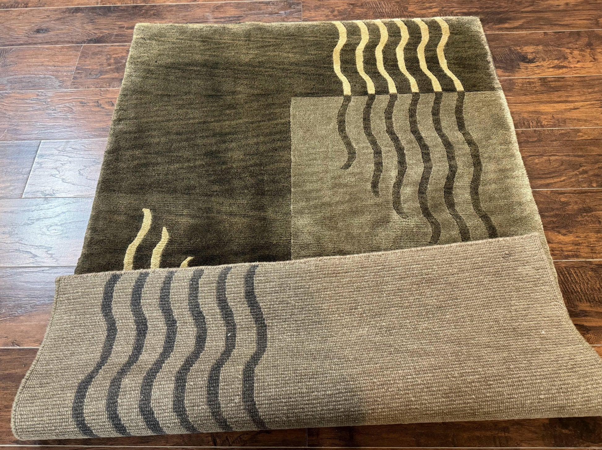 Modern Tibetan Wool Rug 3.6 x 5.6, Shades of Green, Abstract Design - Nuvé