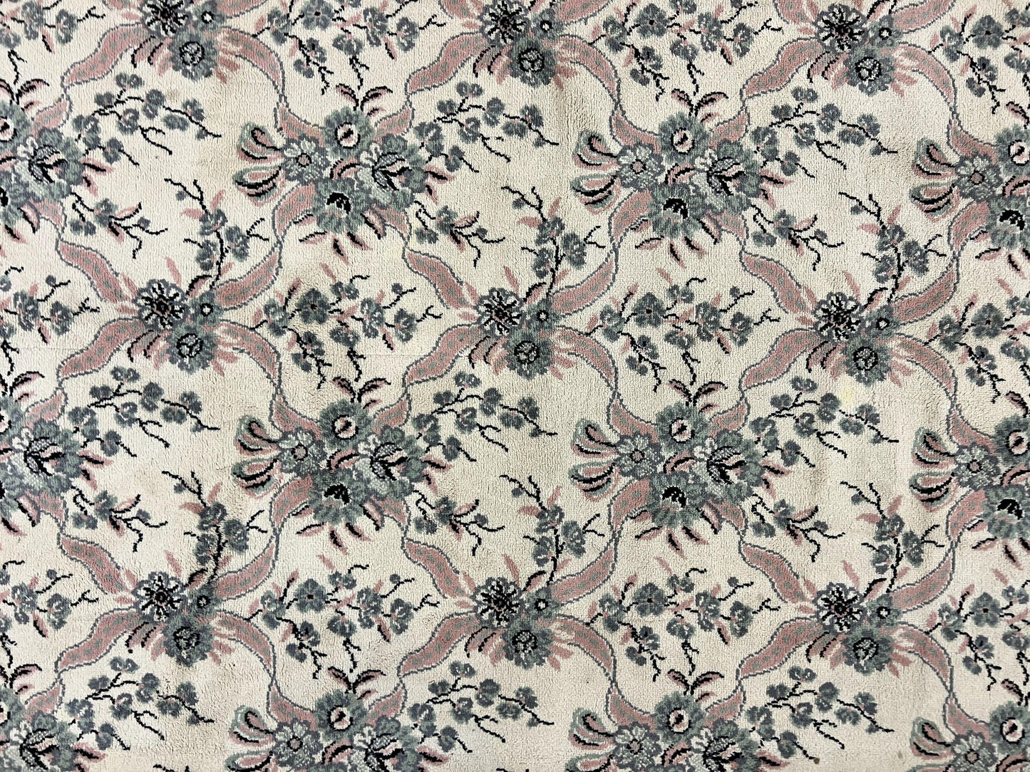 Belgium Power Loomed Rug 8x11, Ivory and Green, Wool Carpet, Floral - Nuvé