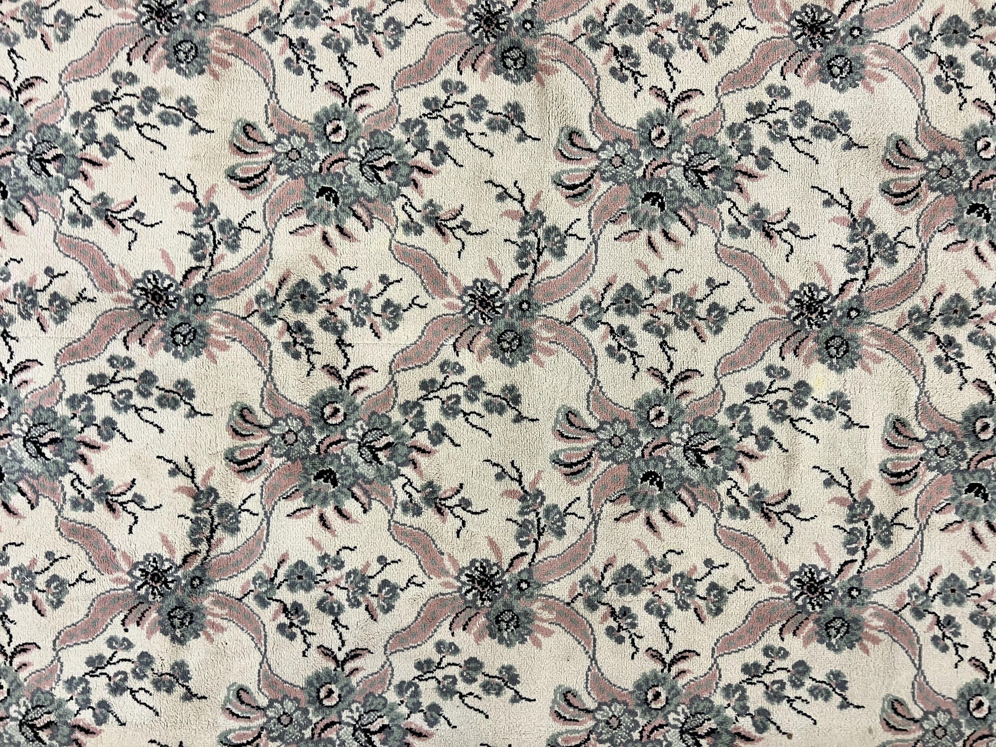 Belgium Power Loomed Rug 8x11, Ivory and Green, Wool Carpet, Floral - Nuvé