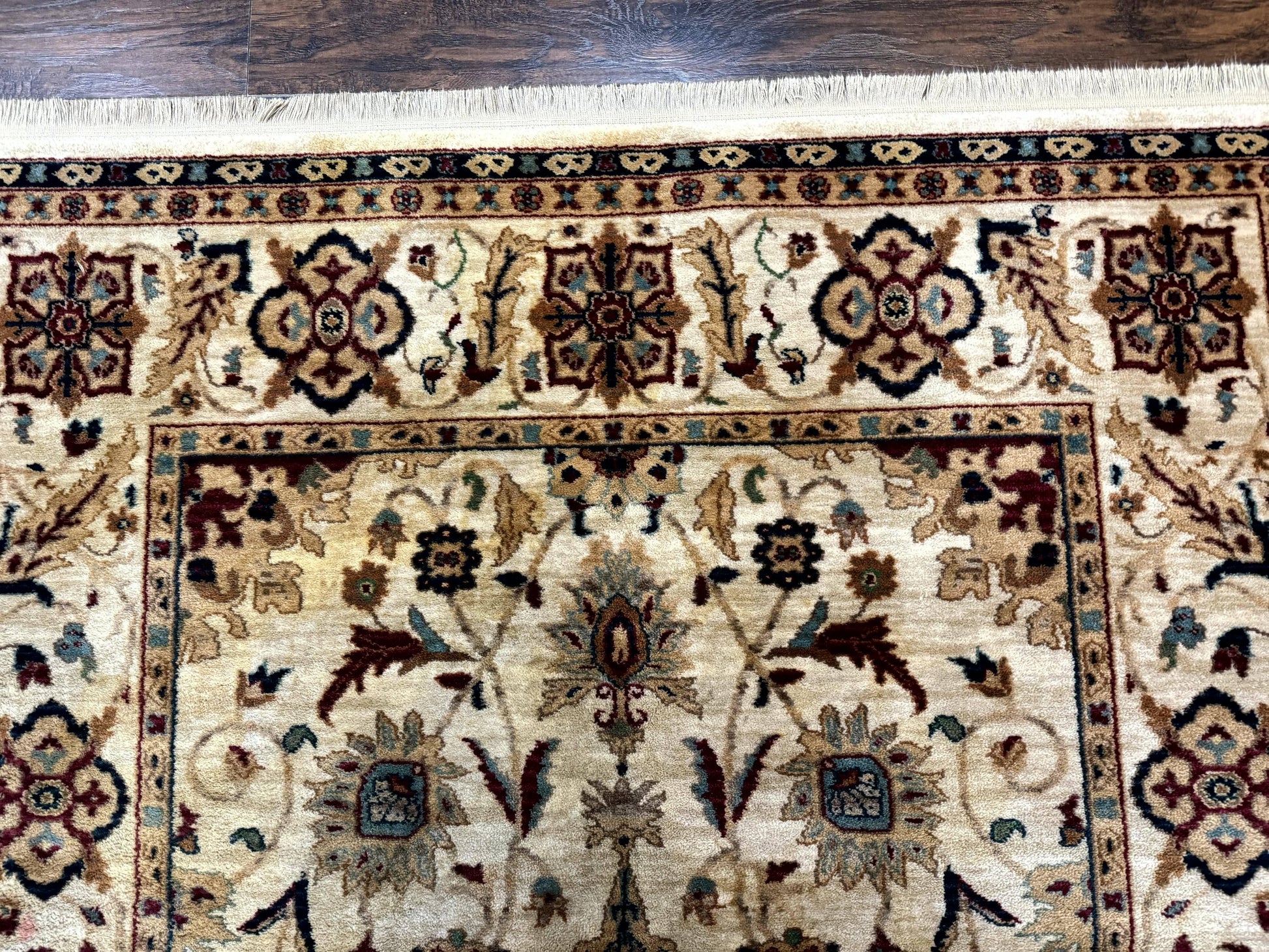 Karastan Rug 5.9 x 8.6, Karastan Traditions Amritsar Pattern Design 510, New Zealand Wool, Karastan Area Rug - Nuvé
