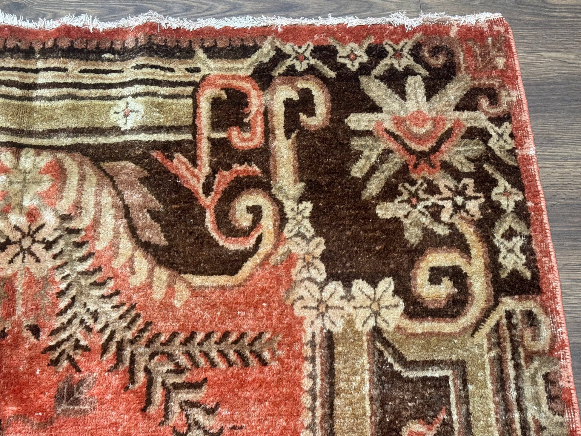Khotan Rug 5x9, Terracotta and Brown, Floral, Chinese Wool Carpet, Antique Rug - Nuvé