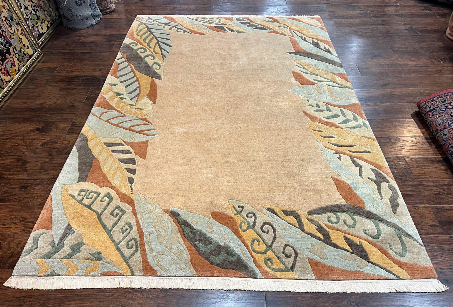 Modern Tibetan Rug 7x10, Soft Wool, Tufenkian Style Carpet, Tibet Nepali Rug, Open Field, Handmade Wool Rug - Nuvé