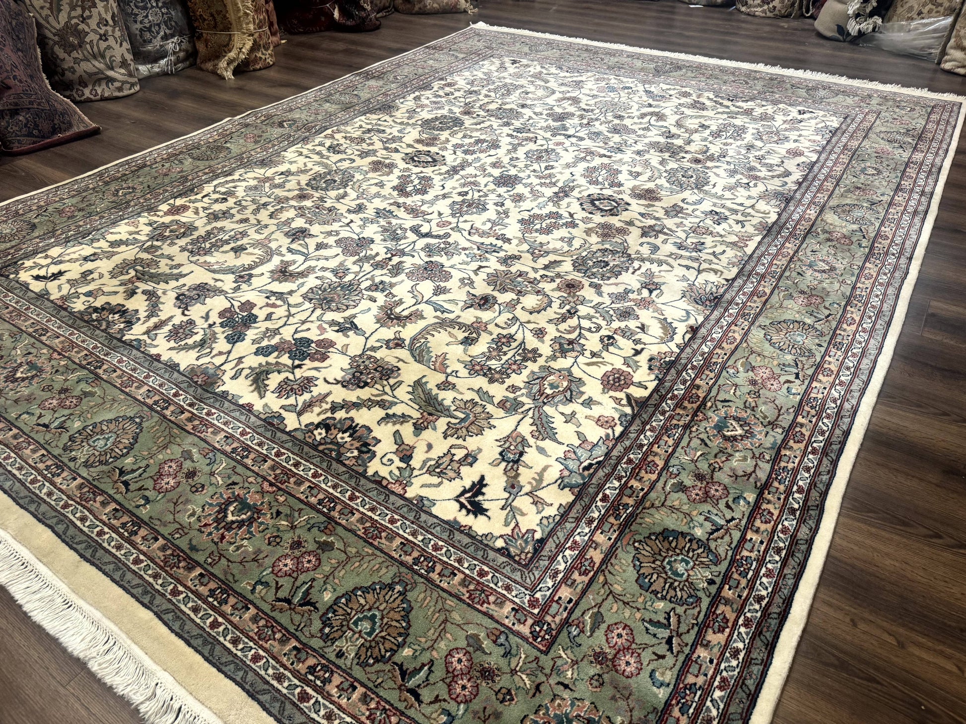 Indo Persian Rug 9x12, Allover Floral Pattern, Ivory & Green, Traditional Oriental Carpet - Nuvé