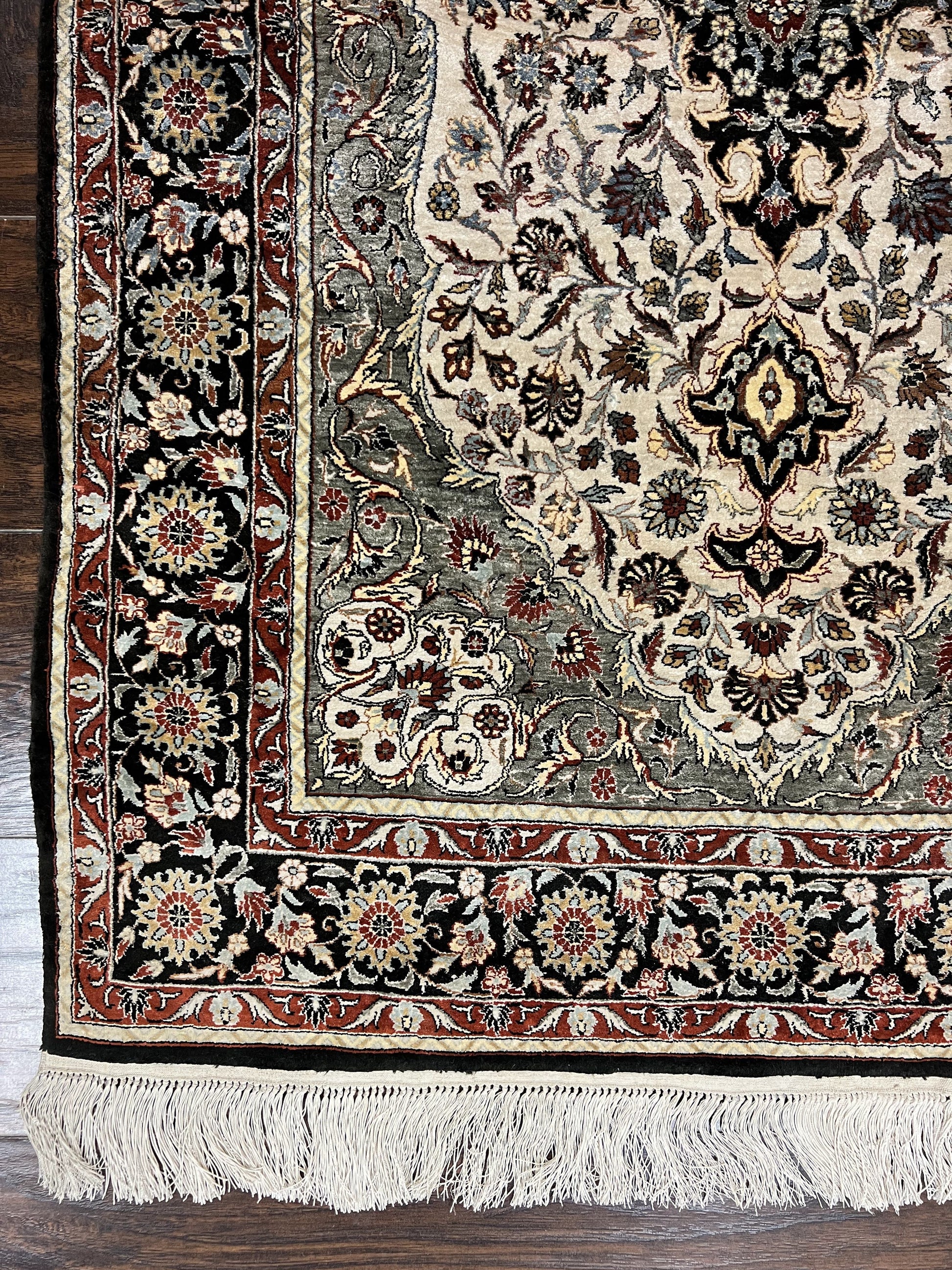 Silk Sino Persian Rug 3x5, Floral Medallion, Hand Knotted Silk Pile Silk Foundation, Traditional Silk Handmade Oriental Carpet, Cream Black - Nuvé
