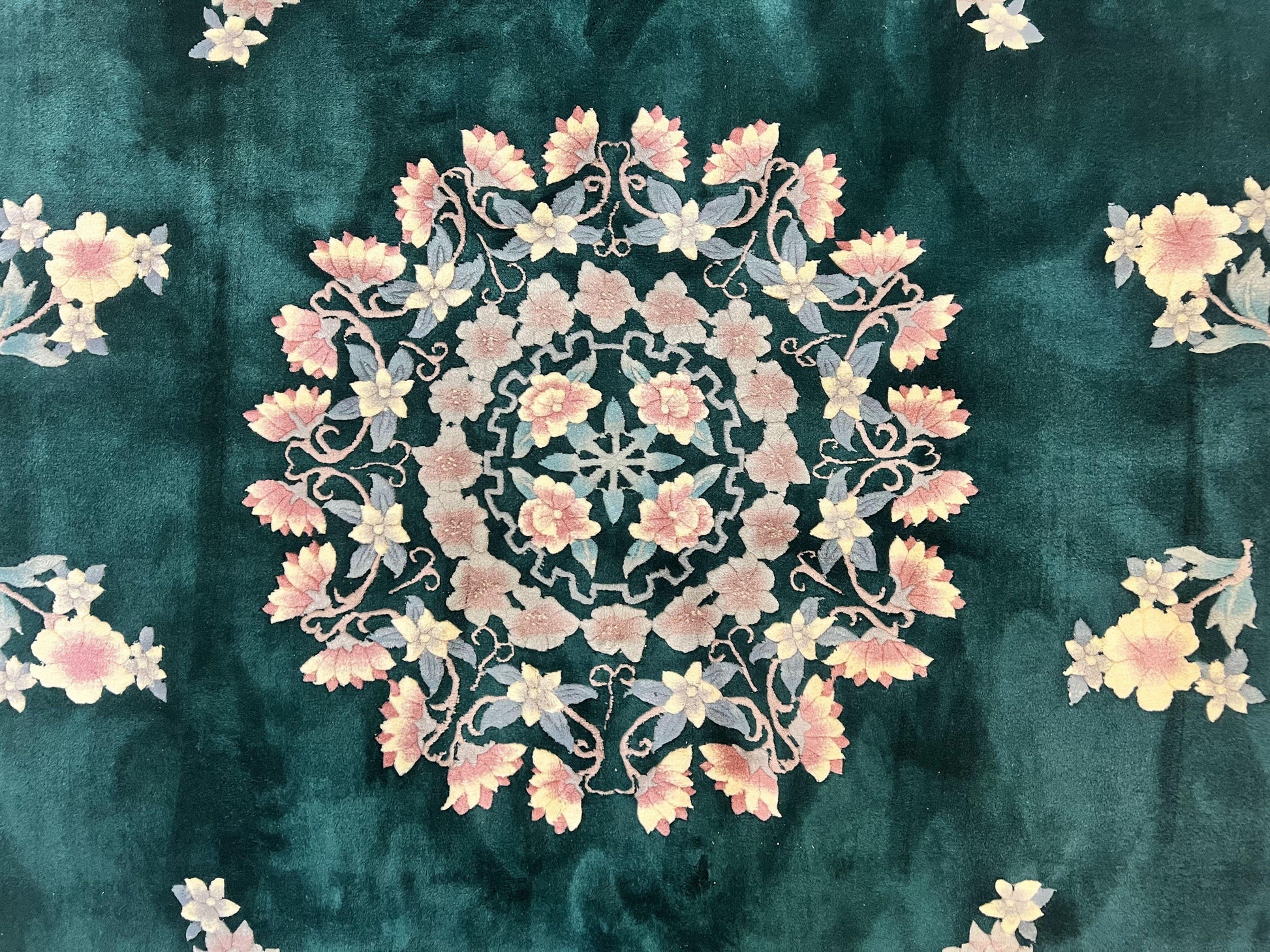 Chinese Art Deco Rug 9x12, Wool Hand Knotted Vintage Carpet, Dark Green & Cream, 90 Line Carving Rug - Nuvé