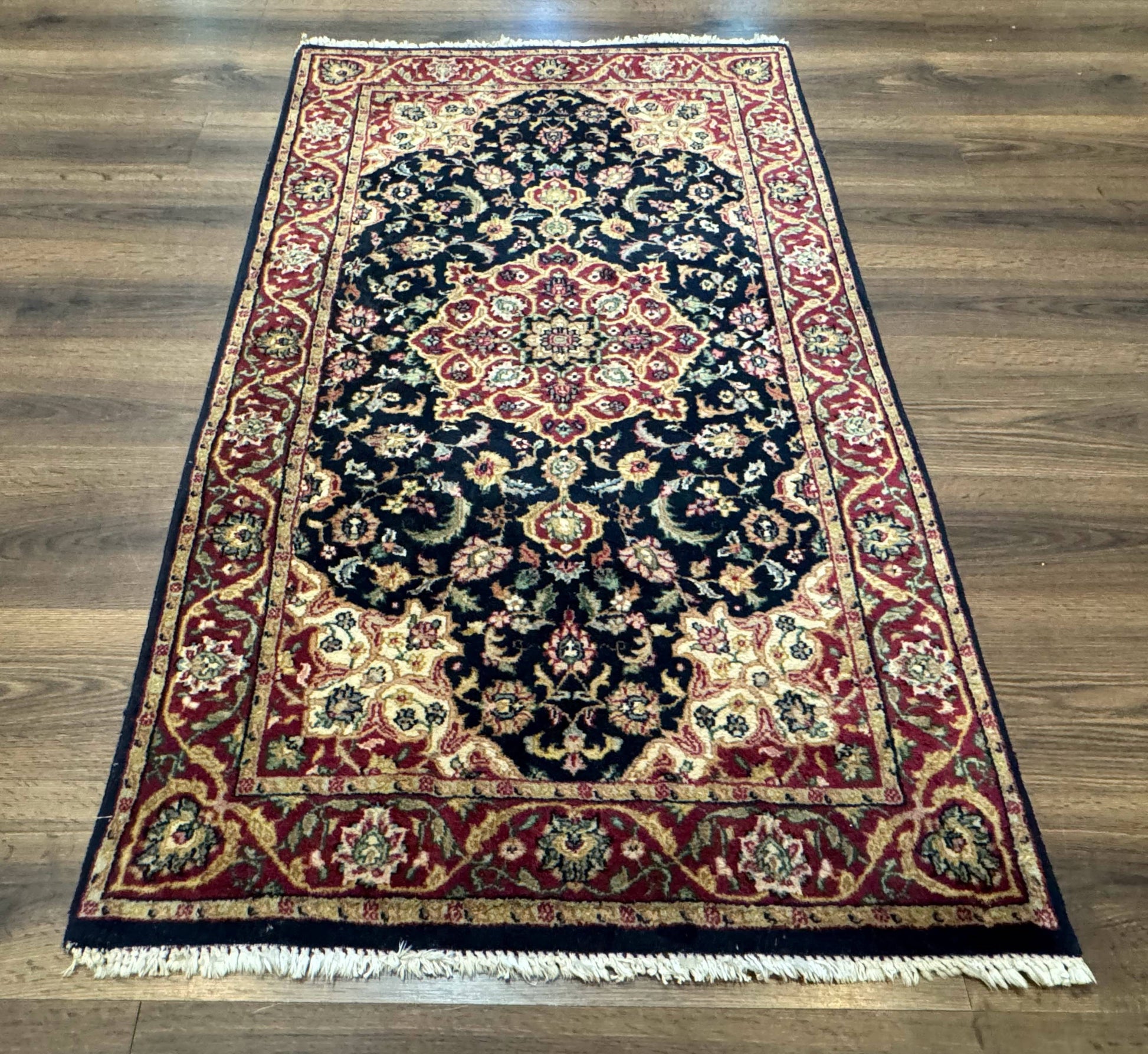 Pak Persian Sarouk Rug 3x5, Navy Blue and Red - Nuvé