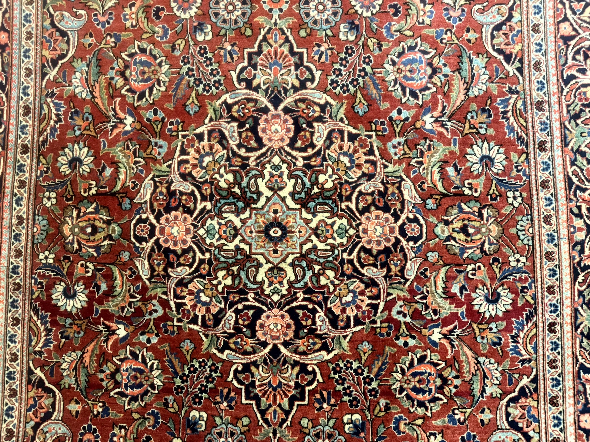 Persian Kashan Rug 4x7, Red, Floral Medallion, Vintage, Wool - Nuvé