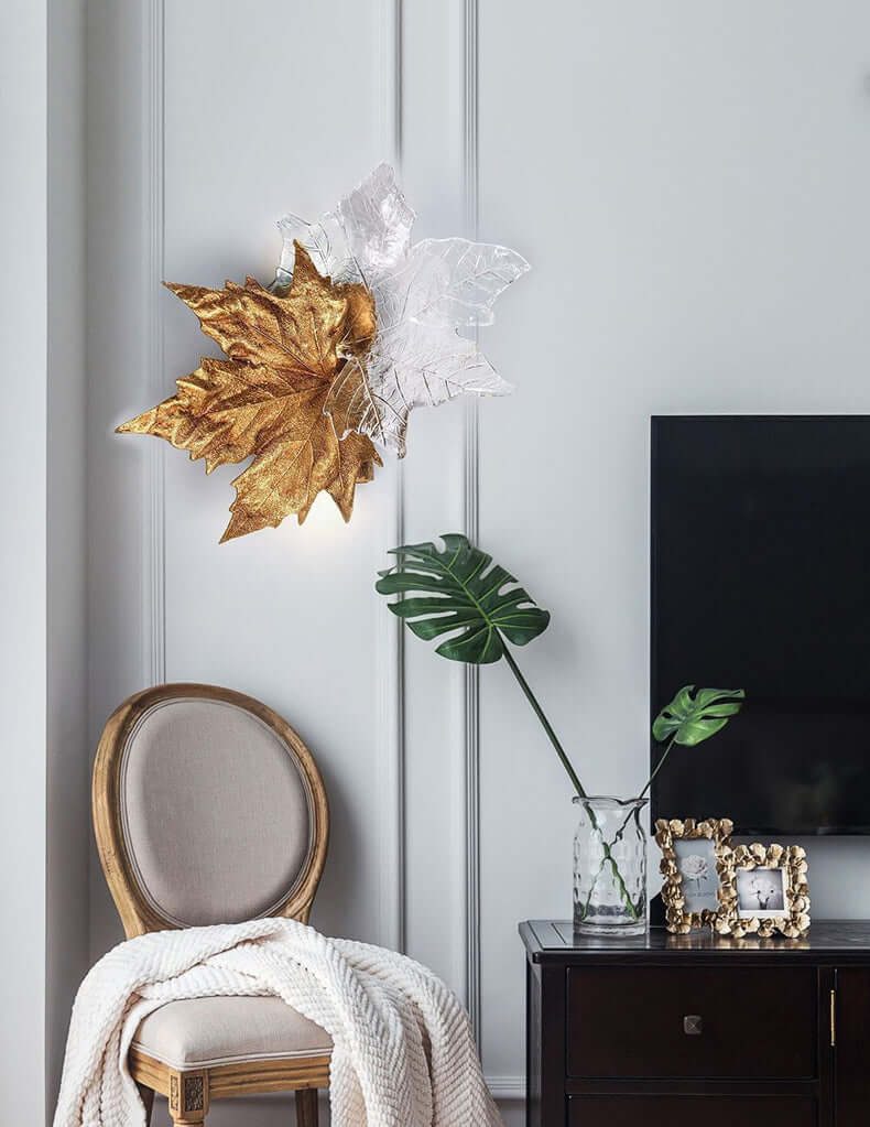 Leaf-shaped Crystal Wall Light - Nuvé