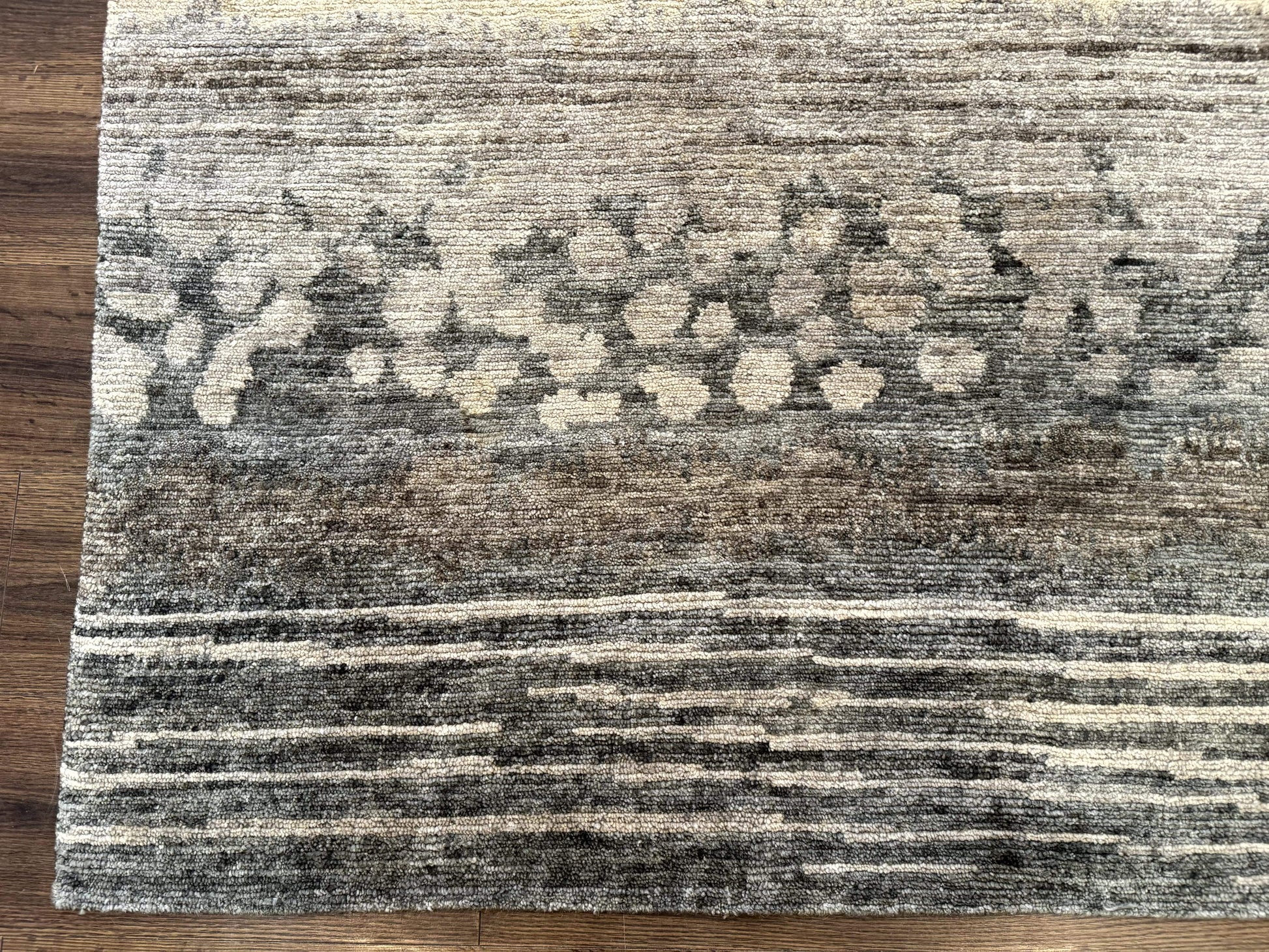 Modern Tibetan Wool Rug 8x10, Abstract, Contemporary, Handmade, Gray, Stripes - Nuvé