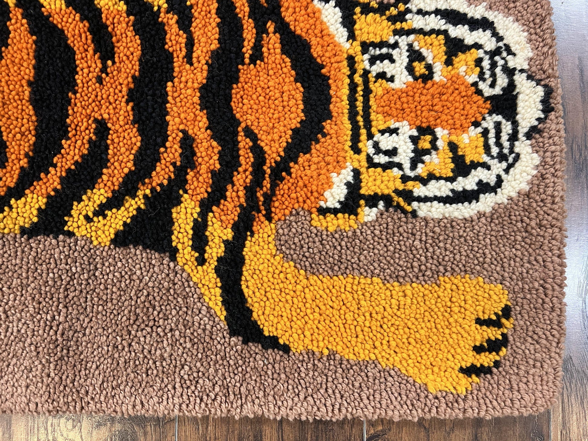 Small Hooked Rug 2x3, Tibetan Tiger Design, Wool, Unique Hooked Rug, Vintage - Nuvé