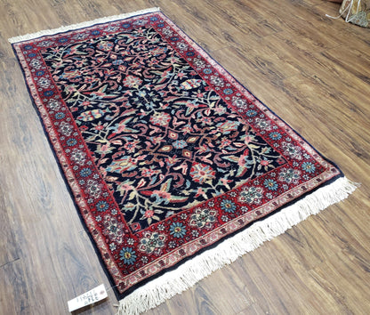 Antique Persian Sarouk, Wool, Hand-Knotted, Blue & Red, 3'1" x 5'3" - Nuvé