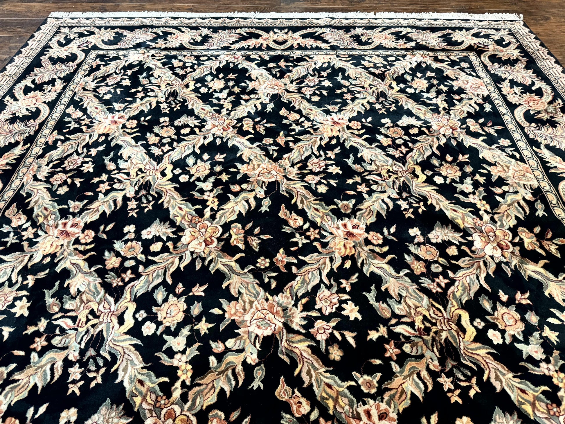 Pak Persian Rug 8x10, Black, Handmade - Nuvé