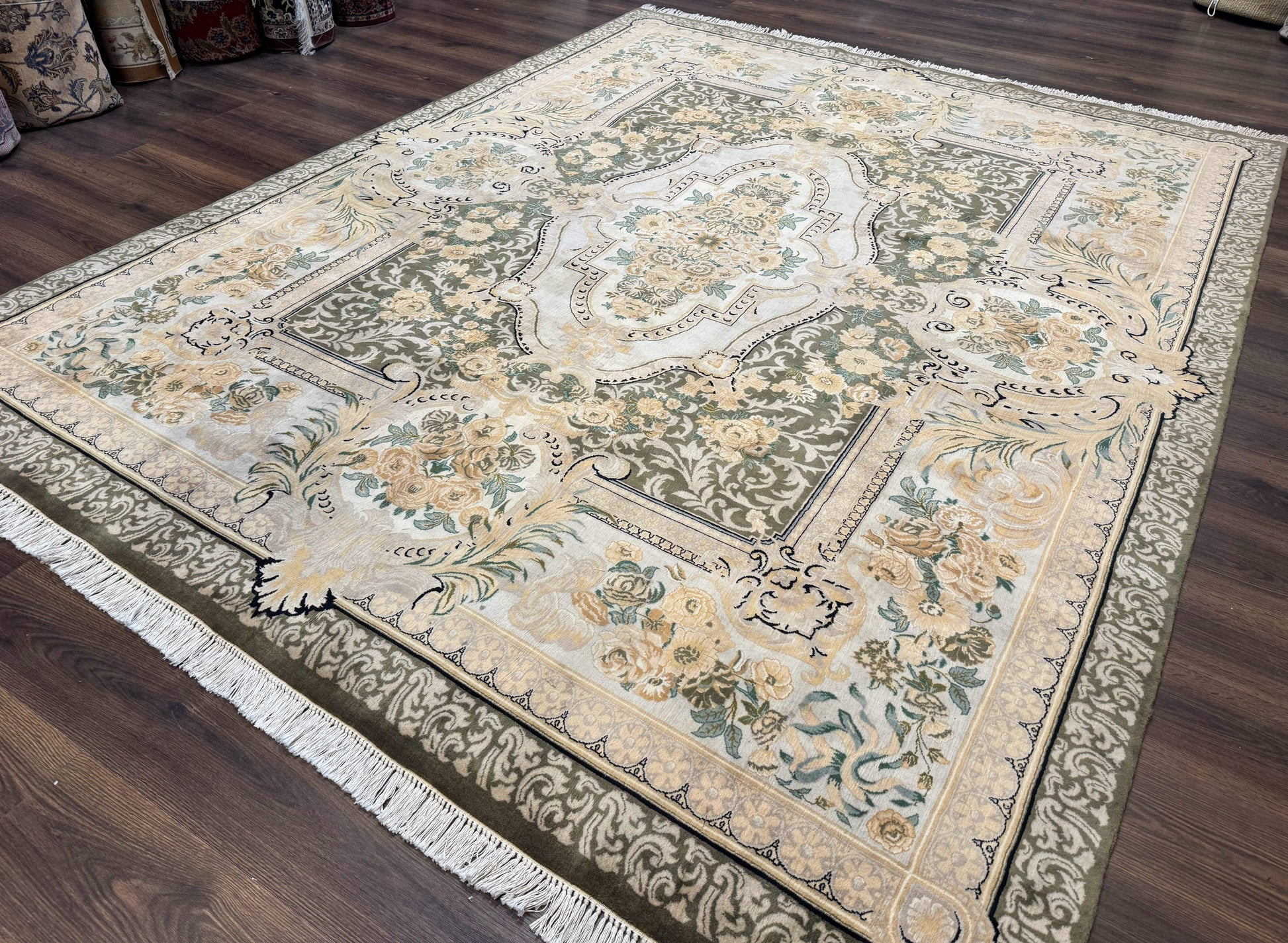 Aubusson Rug 8x10, Very Fine 225 KPSI, Floral, French European Design, Pakistani Carpet - Nuvé