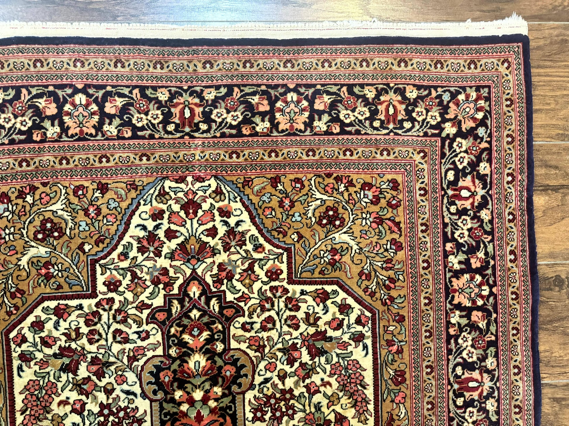 Persian Qum Rug 3.6 x 5, Kork Wool, Very Finely Hand Knotted 325 KPSI, Rare, Semi Antique - Nuvé
