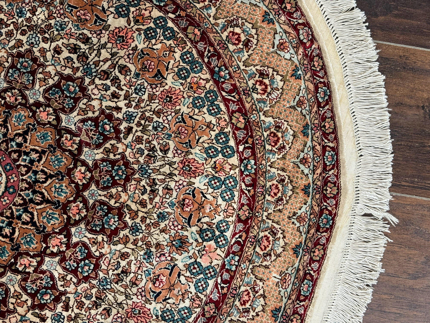 Round Silk Rug 3x3, Extremely Fine 580 KSPI, Sino Persian Round Handmade Carpet, Silk on Silk - Nuvé