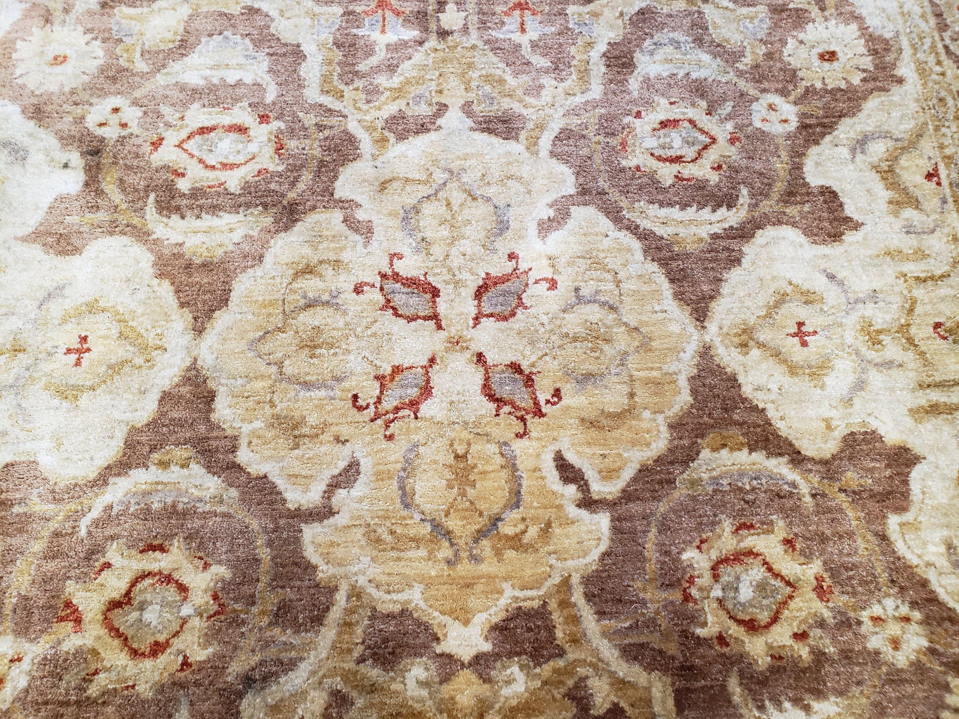 6x9 Pakistani Peshawar Rug, Handmade Wool Carpet, Soft Neutral Colors Rug, Vintage Rug for Modern Home - Nuvé
