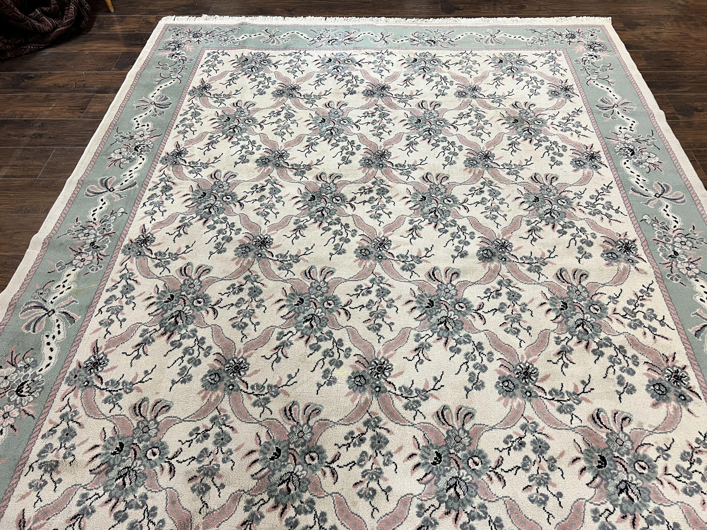 Belgium Power Loomed Rug 8x11, Ivory and Green, Wool Carpet, Floral - Nuvé