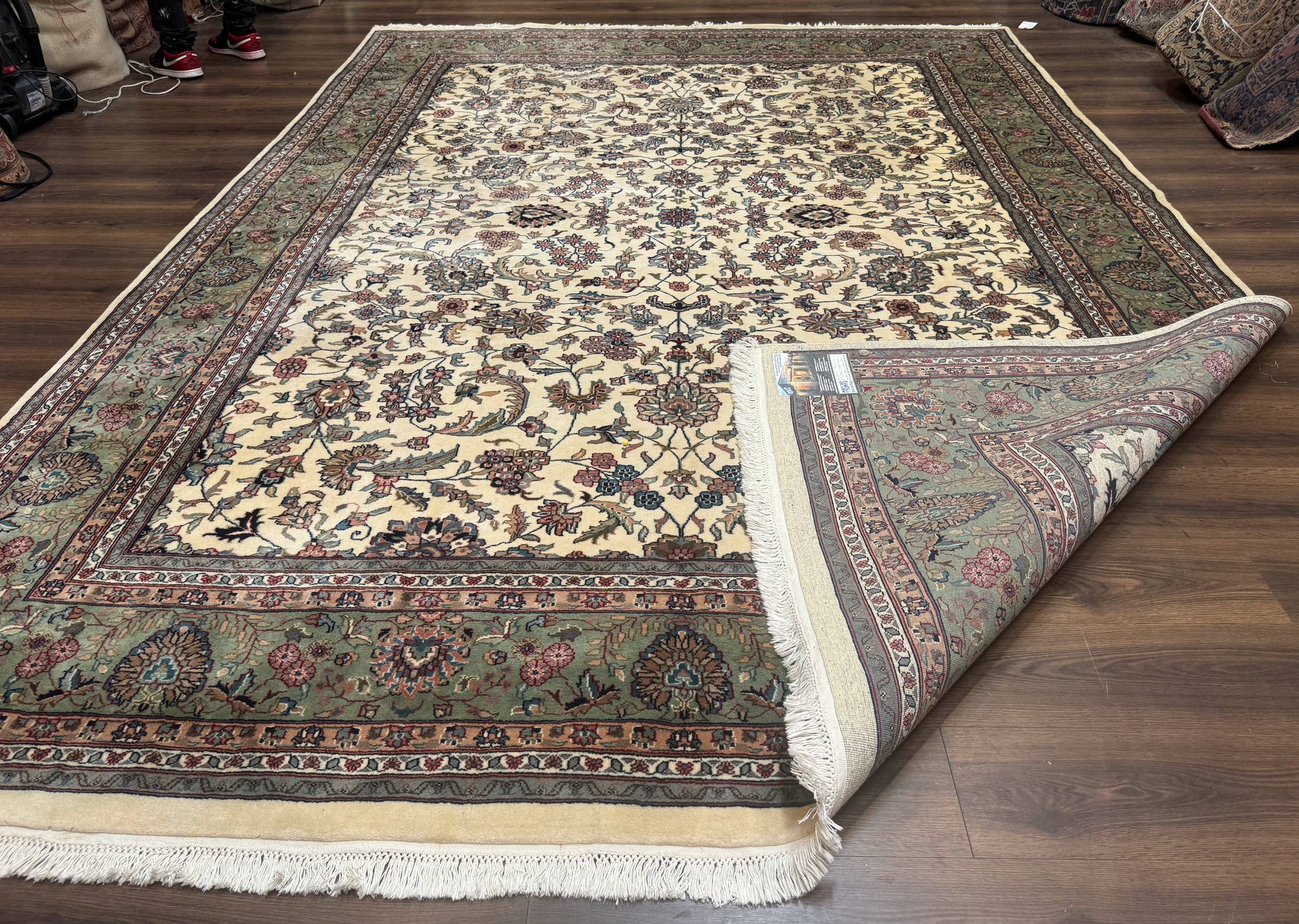 Indo Persian Rug 9x12, Allover Floral Pattern, Ivory & Green, Traditional Oriental Carpet - Nuvé
