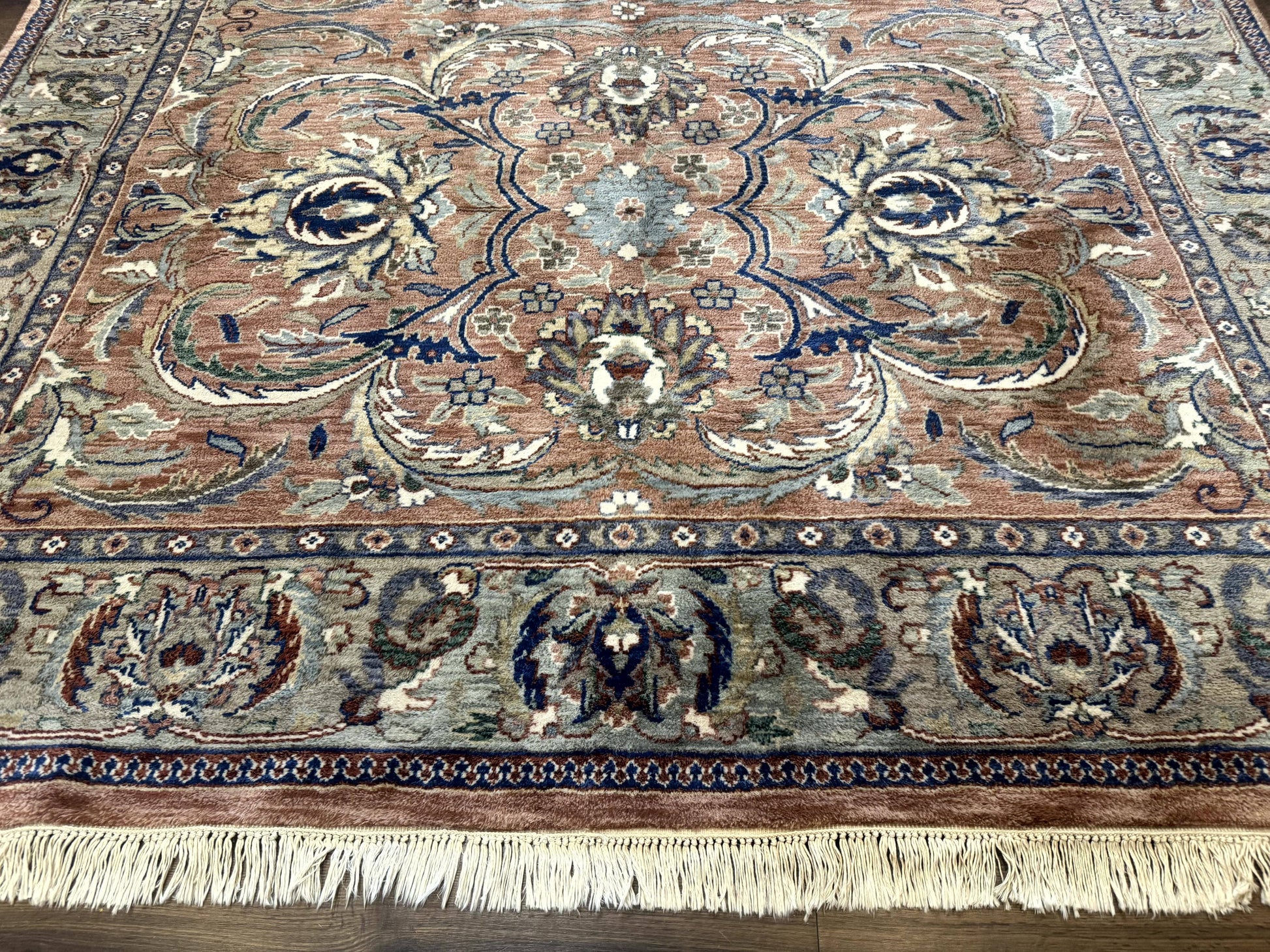 Indo Persian Mahal Rug 8x10, Traditional Wool Oriental Carpet, Pink - Nuvé